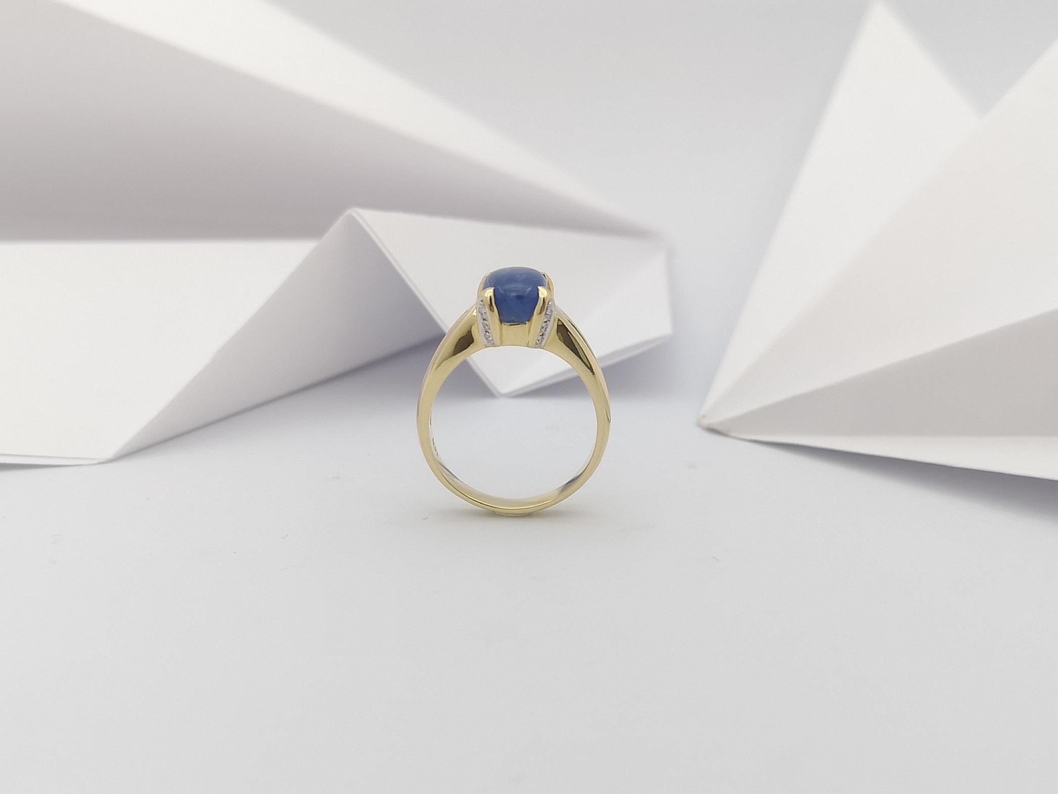 Blue Star Sapphire with Diamond Ring Set in 18 Karat Gold Settings 2