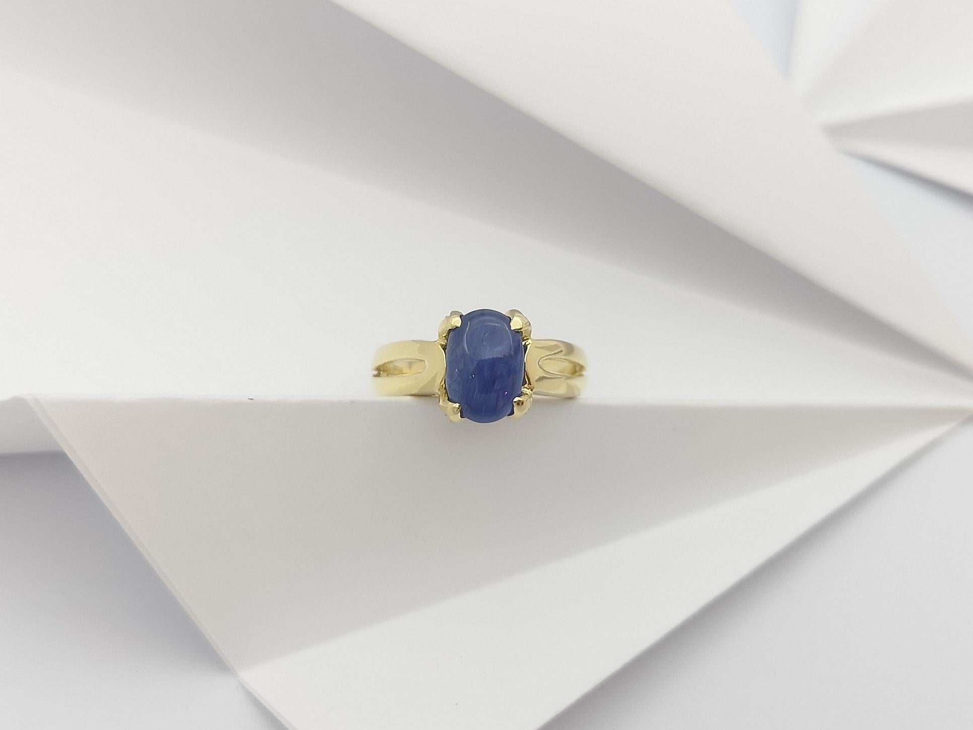 Blue Star Sapphire with Diamond Ring Set in 18 Karat Gold Settings In New Condition For Sale In Bangkok, TH