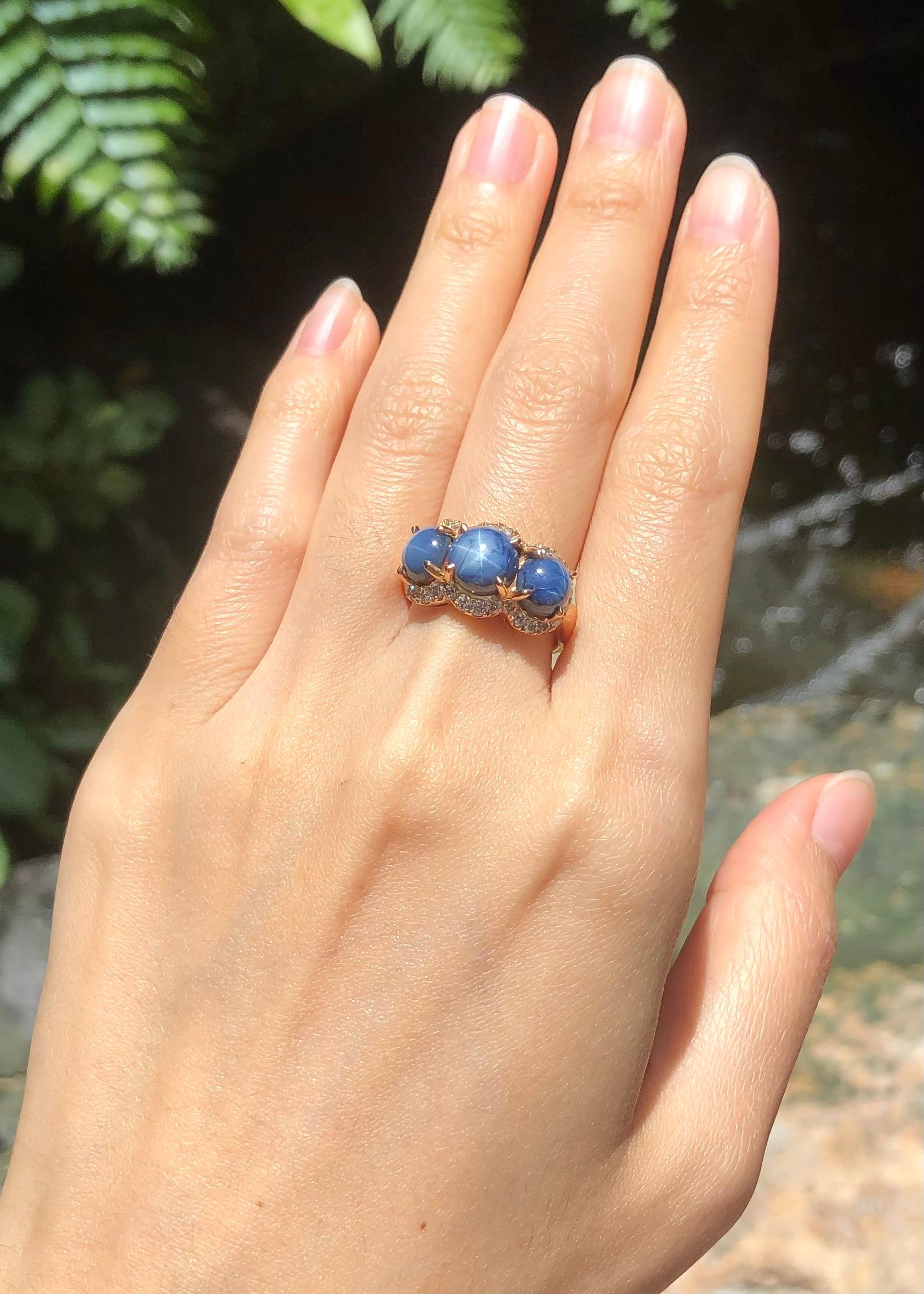 Blue Star Sapphire with Diamond Ring Set in 18 Karat Rose Gold Settings In New Condition In Bangkok, TH