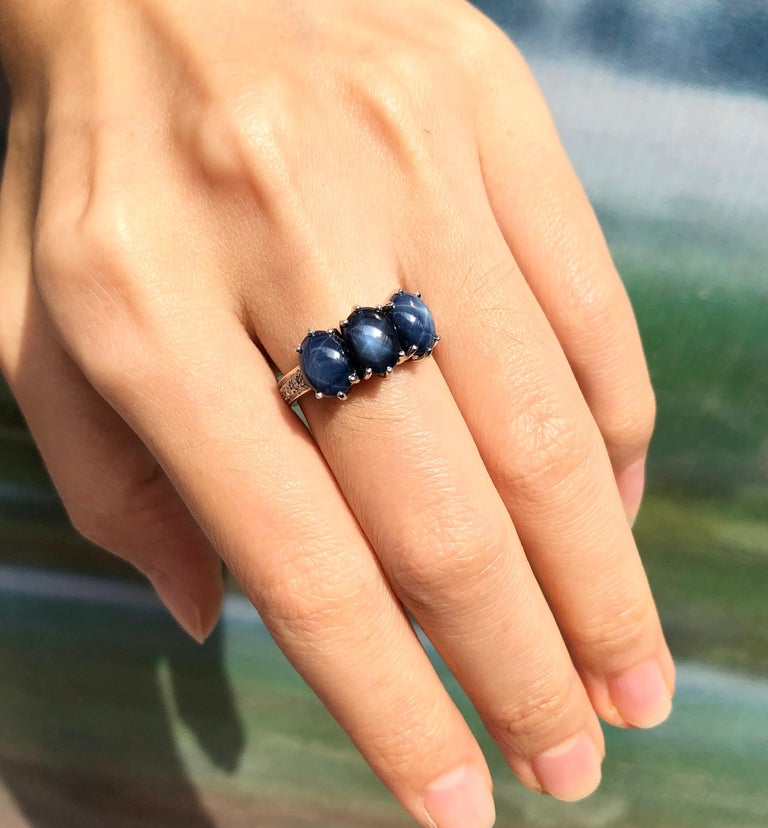 Blue Star Sapphire with Diamond Ring Set in 18 Karat White Gold