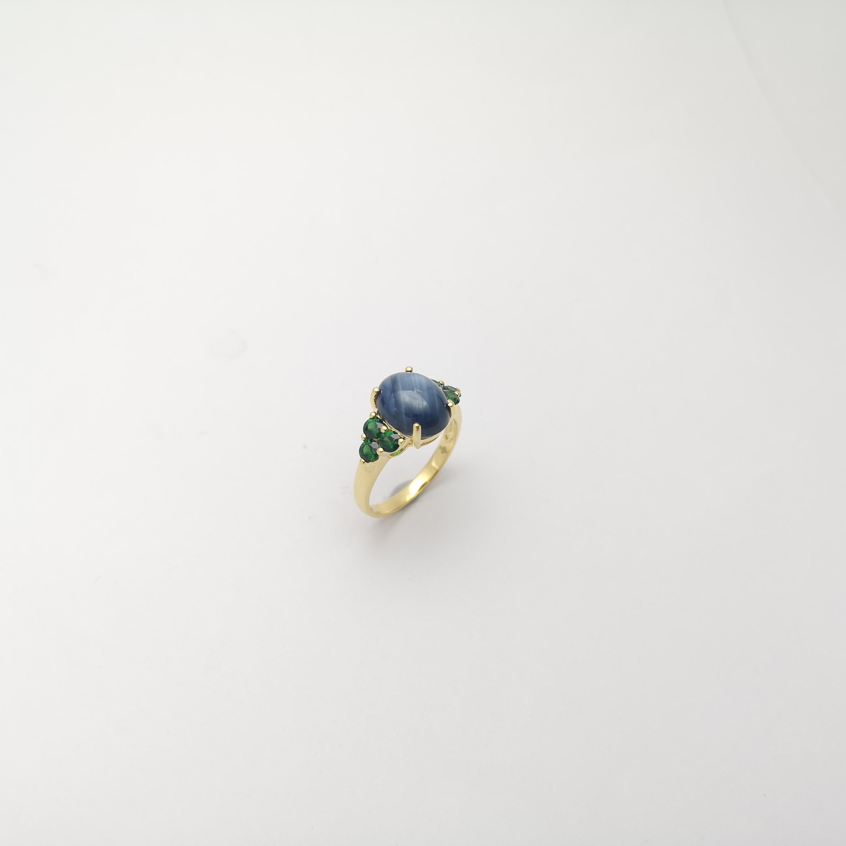 Blue Star Sapphire with Tsavorite Ring set in 18K Gold Settings For Sale 4