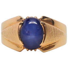 Blue Star Sapphire Yellow Gold Ring