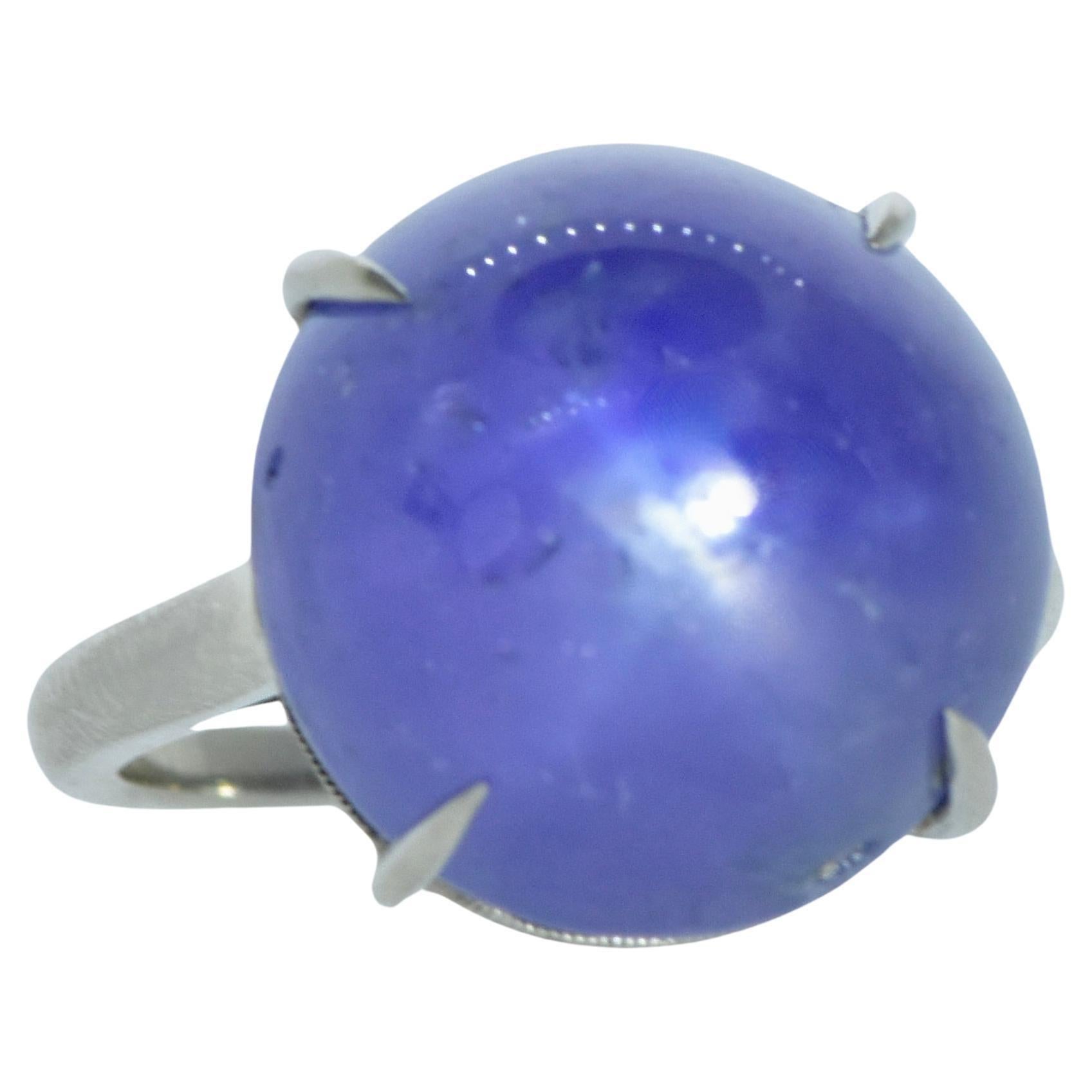 GIA Graded Blue Star Unheated Sapphire, 32 cts Platinum New Ring Pierre/Famille. For Sale 1
