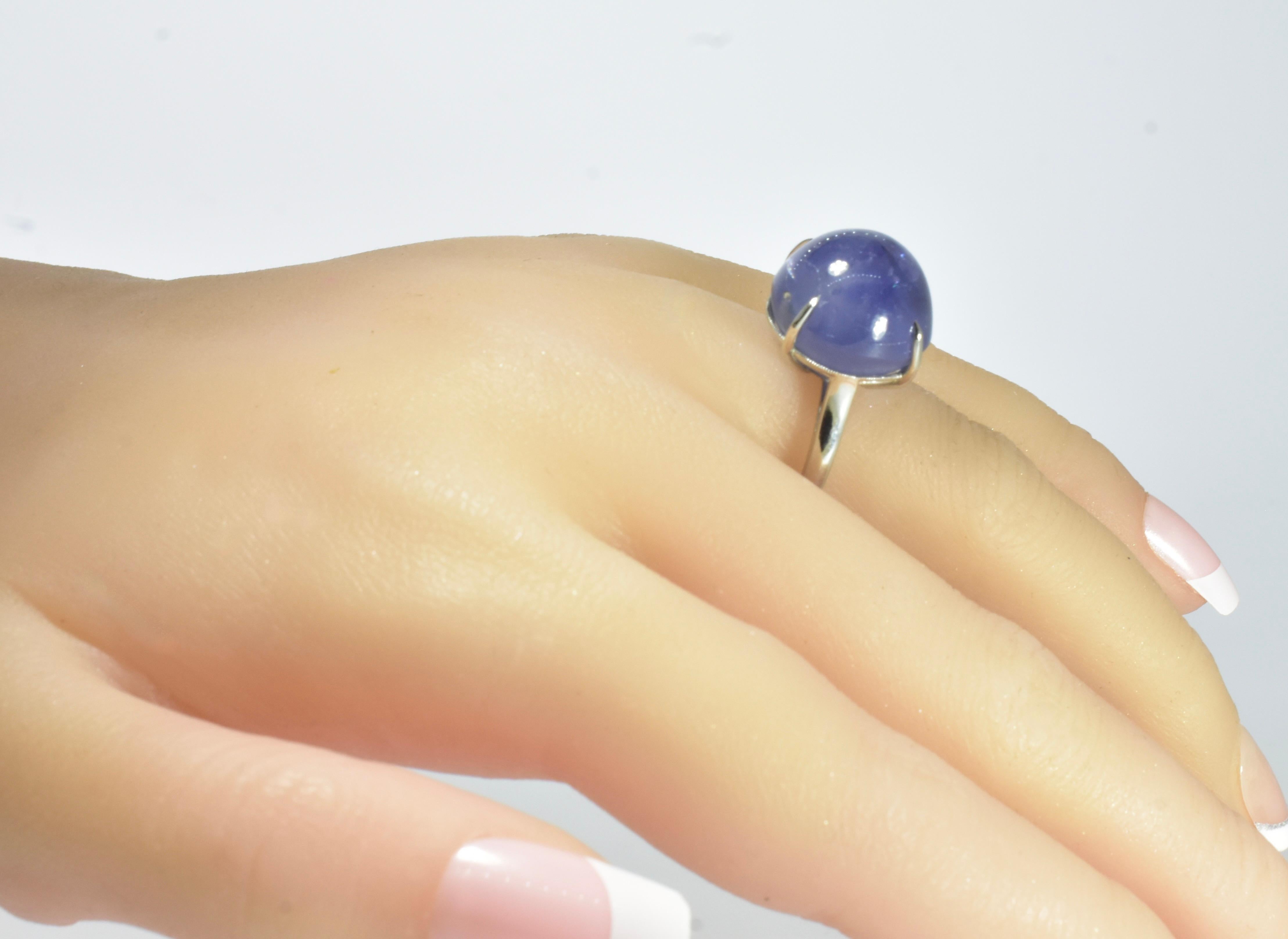 Contemporary GIA Graded Blue Star Unheated Sapphire, 32 cts Platinum New Ring Pierre/Famille. For Sale
