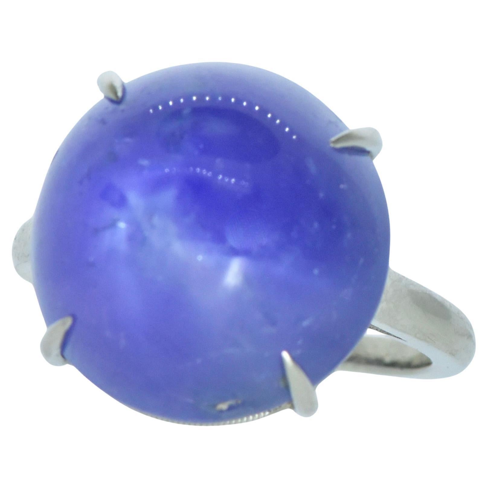 GIA Graded Blue Star Unheated Sapphire, 32 cts Platinum New Ring Pierre/Famille. In New Condition For Sale In Aspen, CO