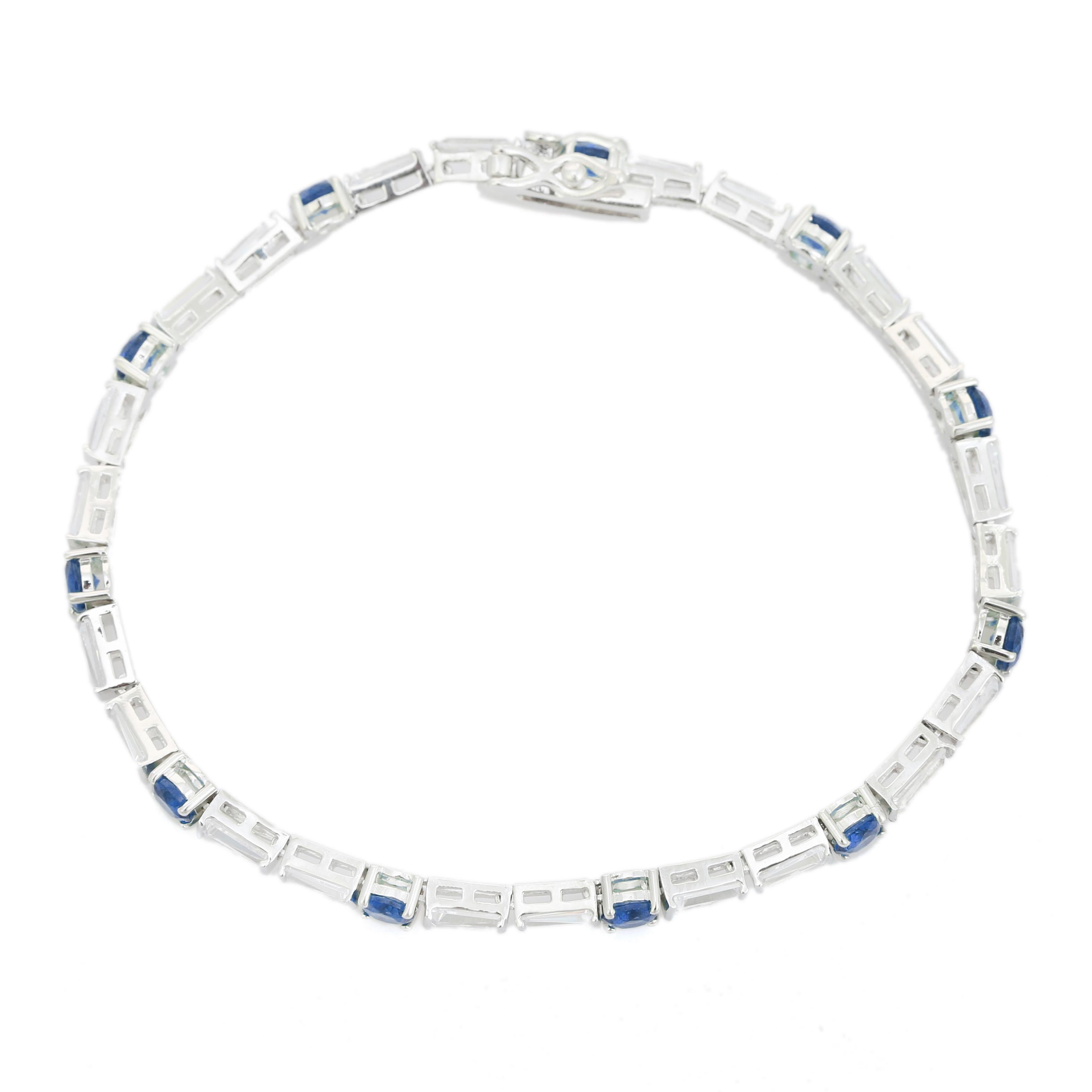 Blue Stone Zircon Tennis Engagement Bracelet for Grandma in 925 Sterling Silver In New Condition For Sale In New York, NY