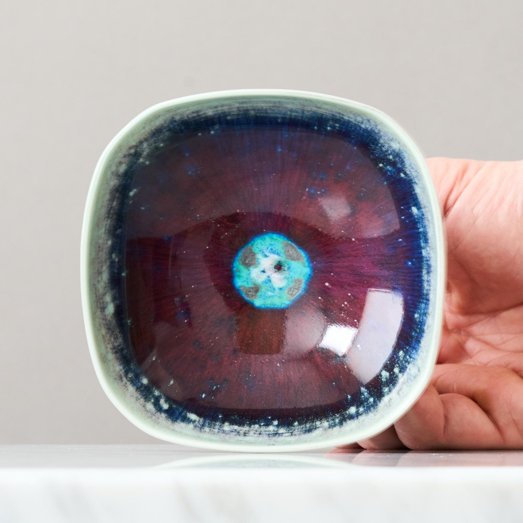 Ceramica Ciotola in gres blu di Berndt Friberg per Gustavsberg Studio, Svezia, anni '60 in vendita