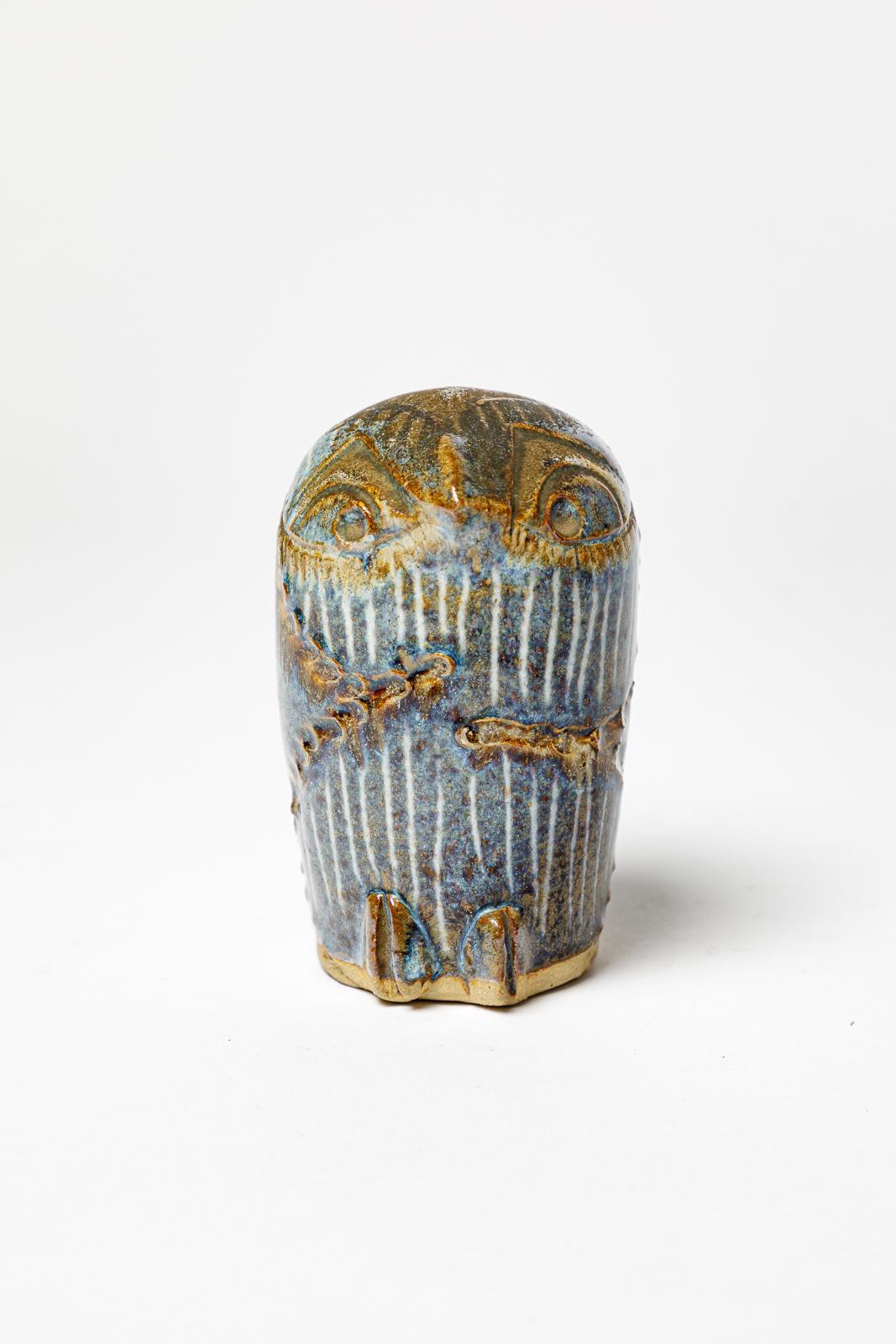 Annie Maume - Sancerre / La Borne

20th century design owl ceramic sculpture

Blue ceramic glaze color

Signed

Original perfect condition

circa 1970

height 10 cm
Large 7 cm