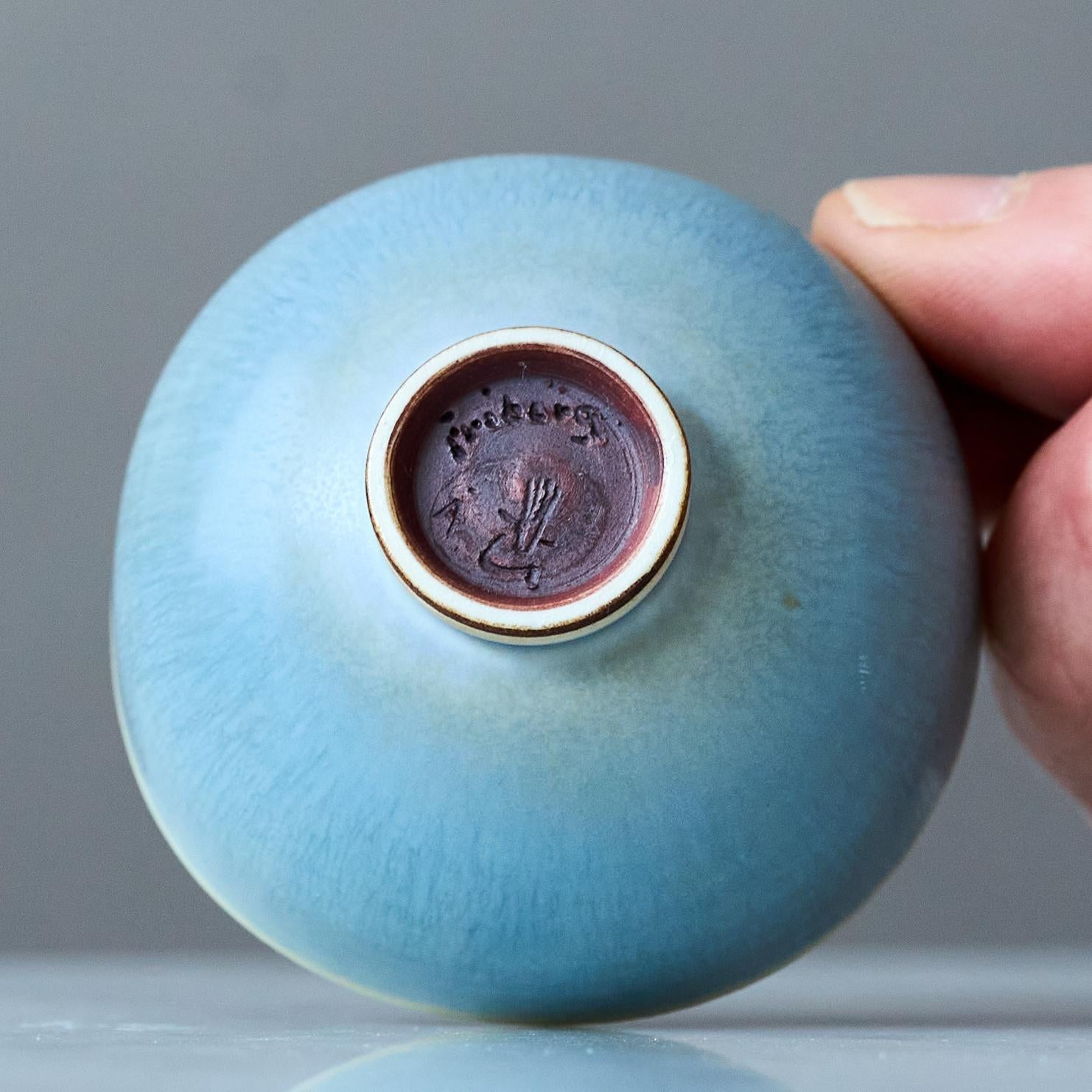 Blue Stoneware Miniature Bowl by Berndt Friberg. Gustavsberg, Sweden, 1960s For Sale 1