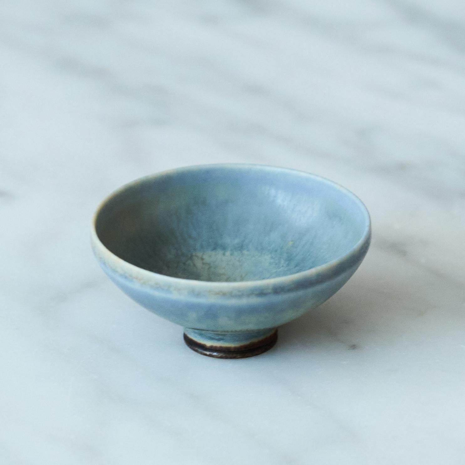Blue Stoneware Miniature Bowl by Berndt Friberg. Gustavsberg, Sweden, 1960s For Sale 1