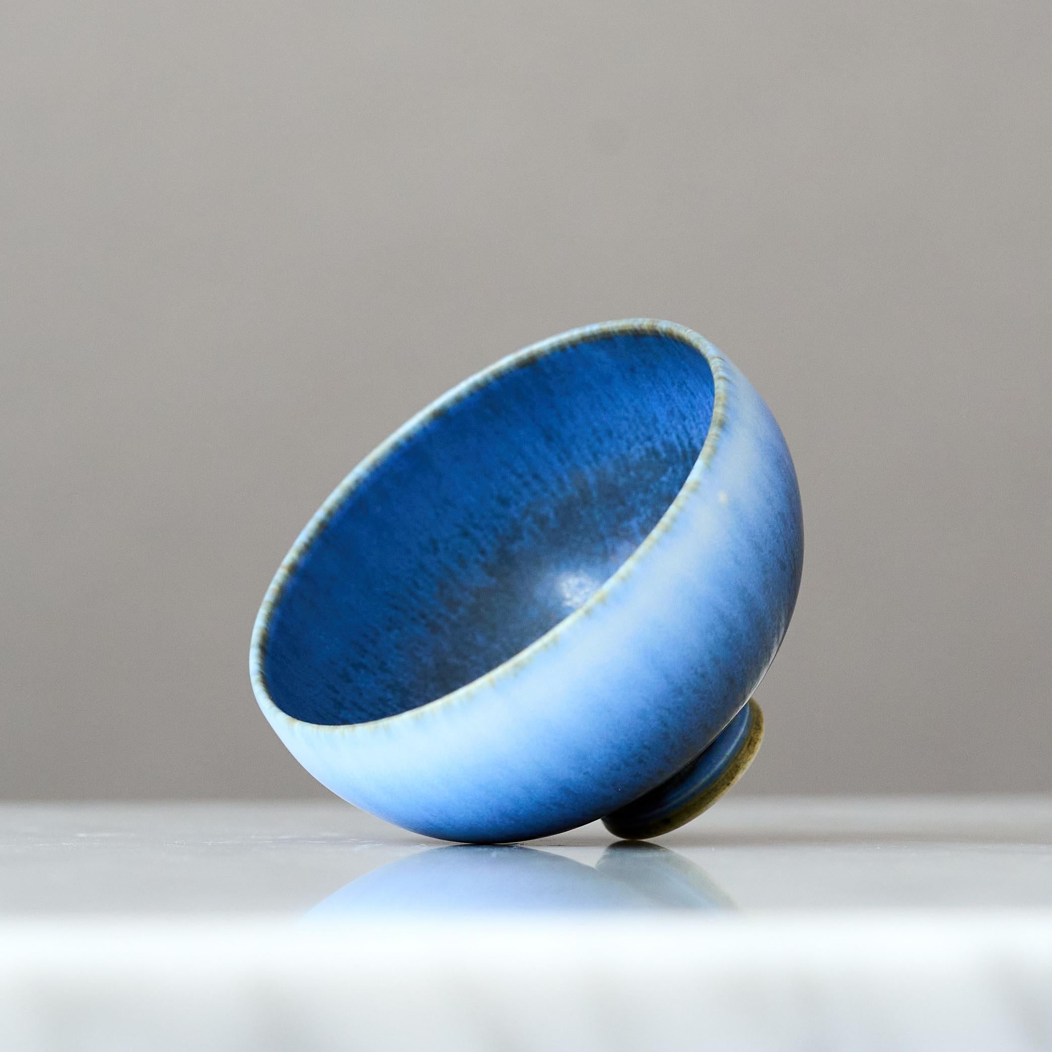 Scandinavian Modern Blue Stoneware Miniature Bowl by Berndt Friberg. Gustavsberg, Sweden, 1966 For Sale