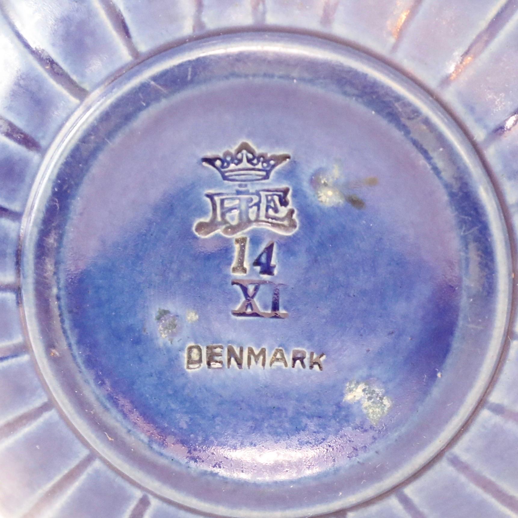 Vase en grès bleu d'Axel Sorensen pour P. Ipsens Enke, années 1940, Danemark en vente 3