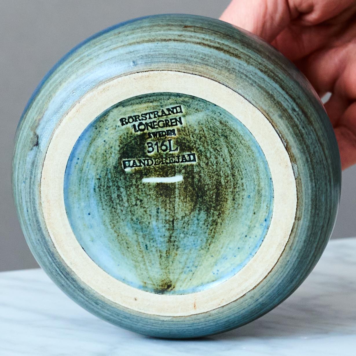 Vase aus blauem Steingut von Gertrud Lönegren, Rörstrand, Schweden, 1930er Jahre. (20. Jahrhundert) im Angebot
