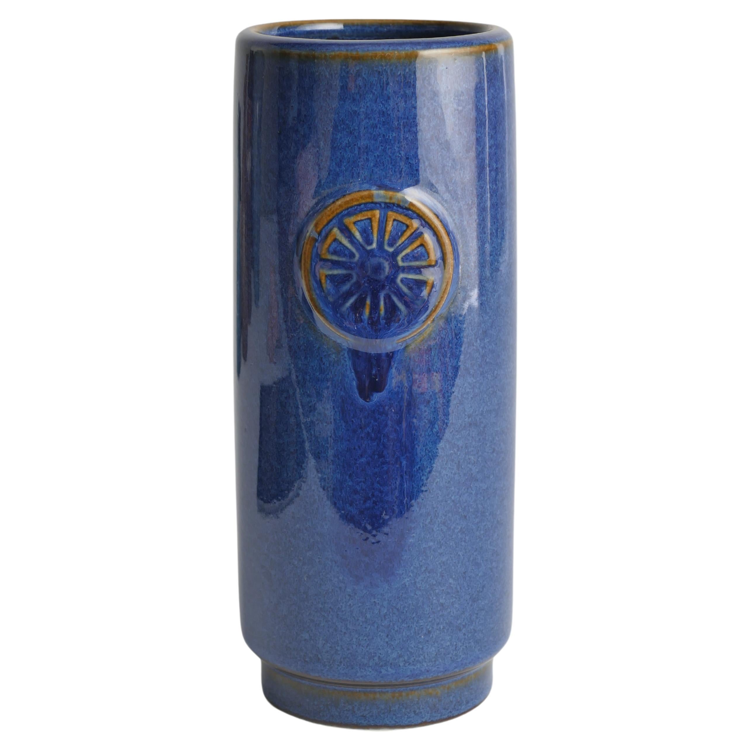 Blaue Steingutvase aus der Nordlys-Serie von Maria Philippi für Søholm, 1960er Jahre im Angebot