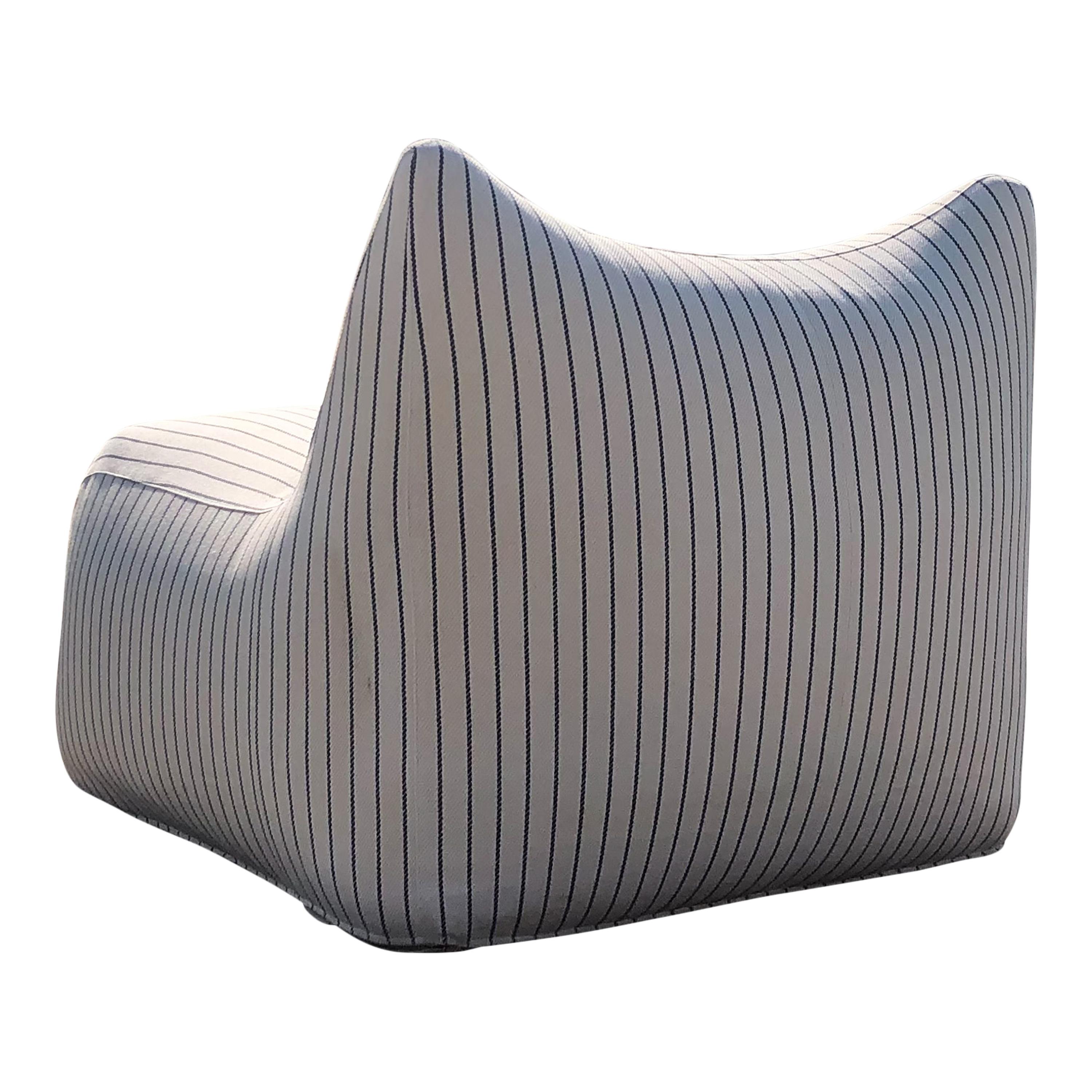 Blue Striped “Le Bambole” Living Room Set by Mario Bellini for B&B Italia, 1974 For Sale 10