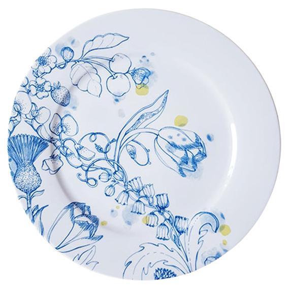 Zeitgenssischer blauer Sommer-Porzellan-Essteller mit blauem geblmtem Design