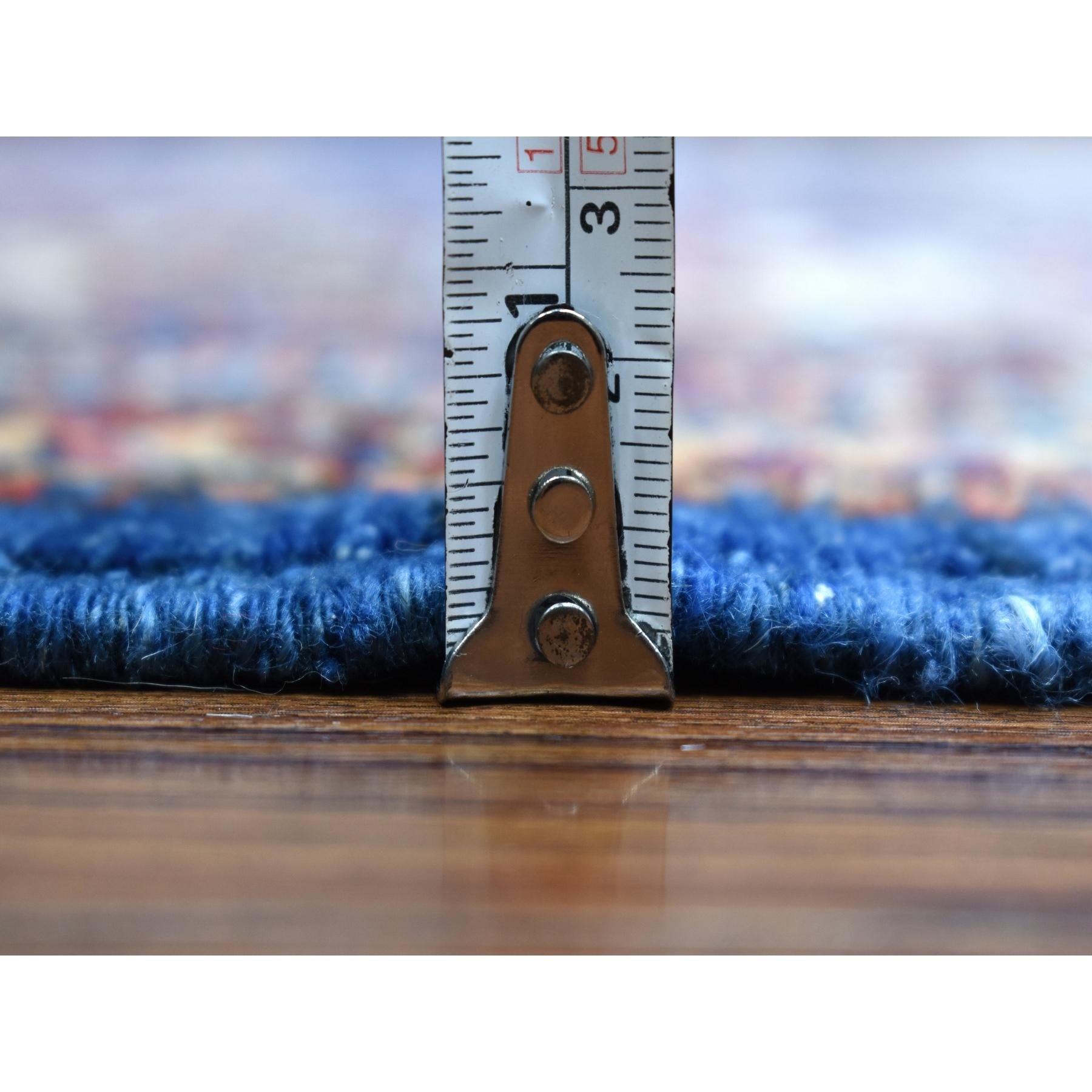 Blauer handgeknüpfter Wollteppich Super Kazak mit geometrischem Medaillon-Design 8'10