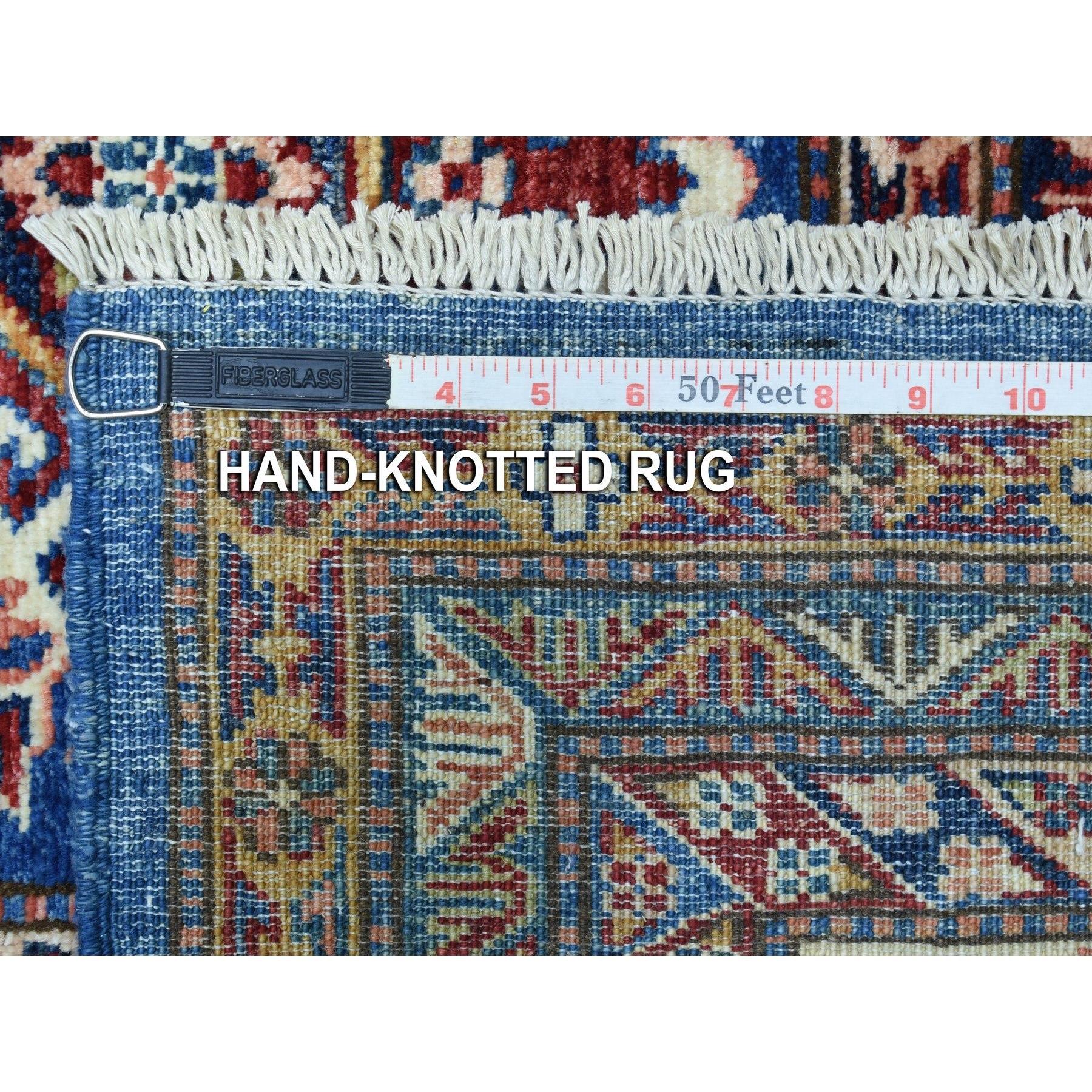Blauer handgeknüpfter Wollteppich Super Kazak mit geometrischem Medaillon-Design 8'10