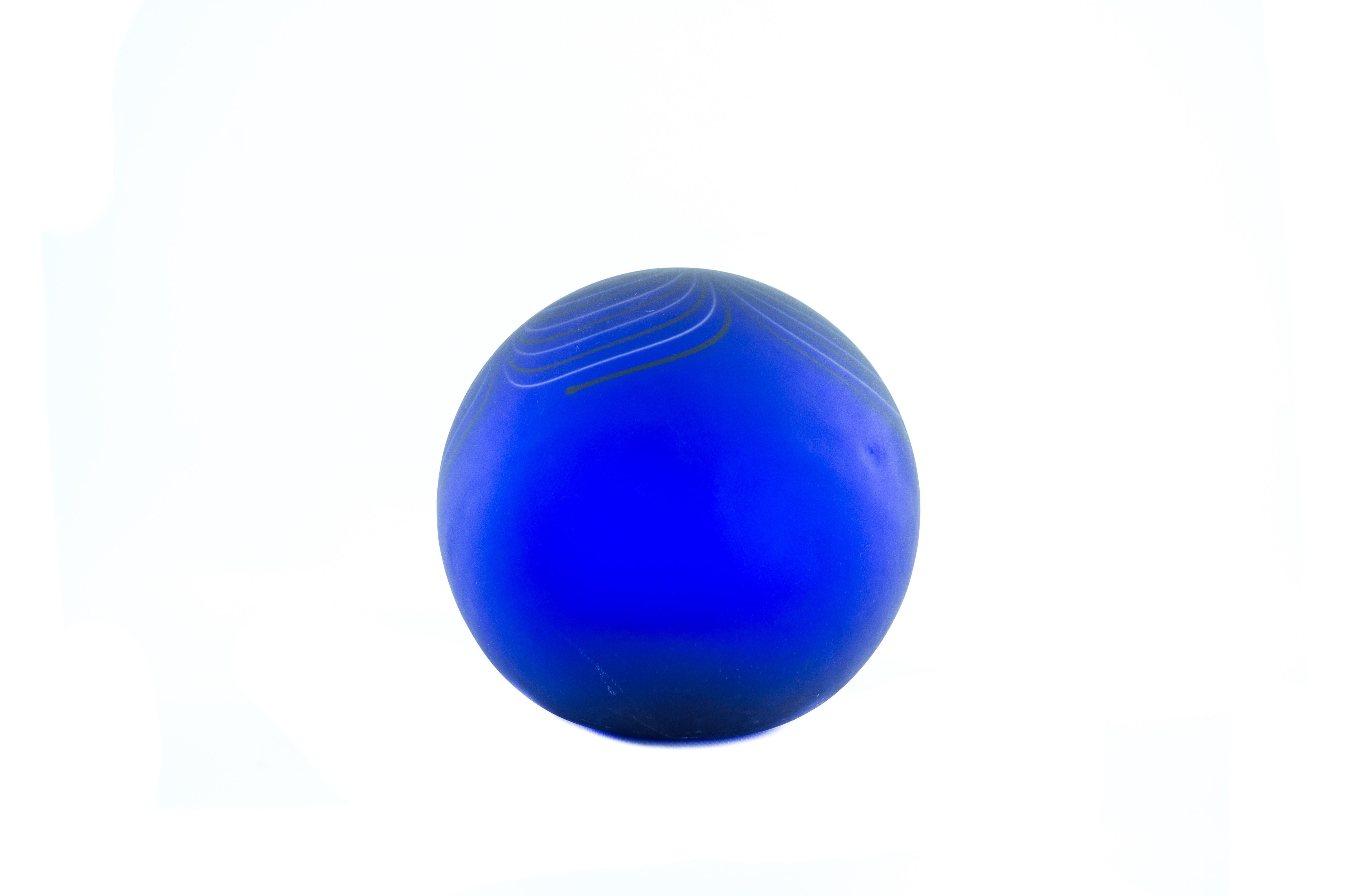Blue Swirl Murano Art Glass Sphere Vase, Alberto Donà, 1980 For Sale 3