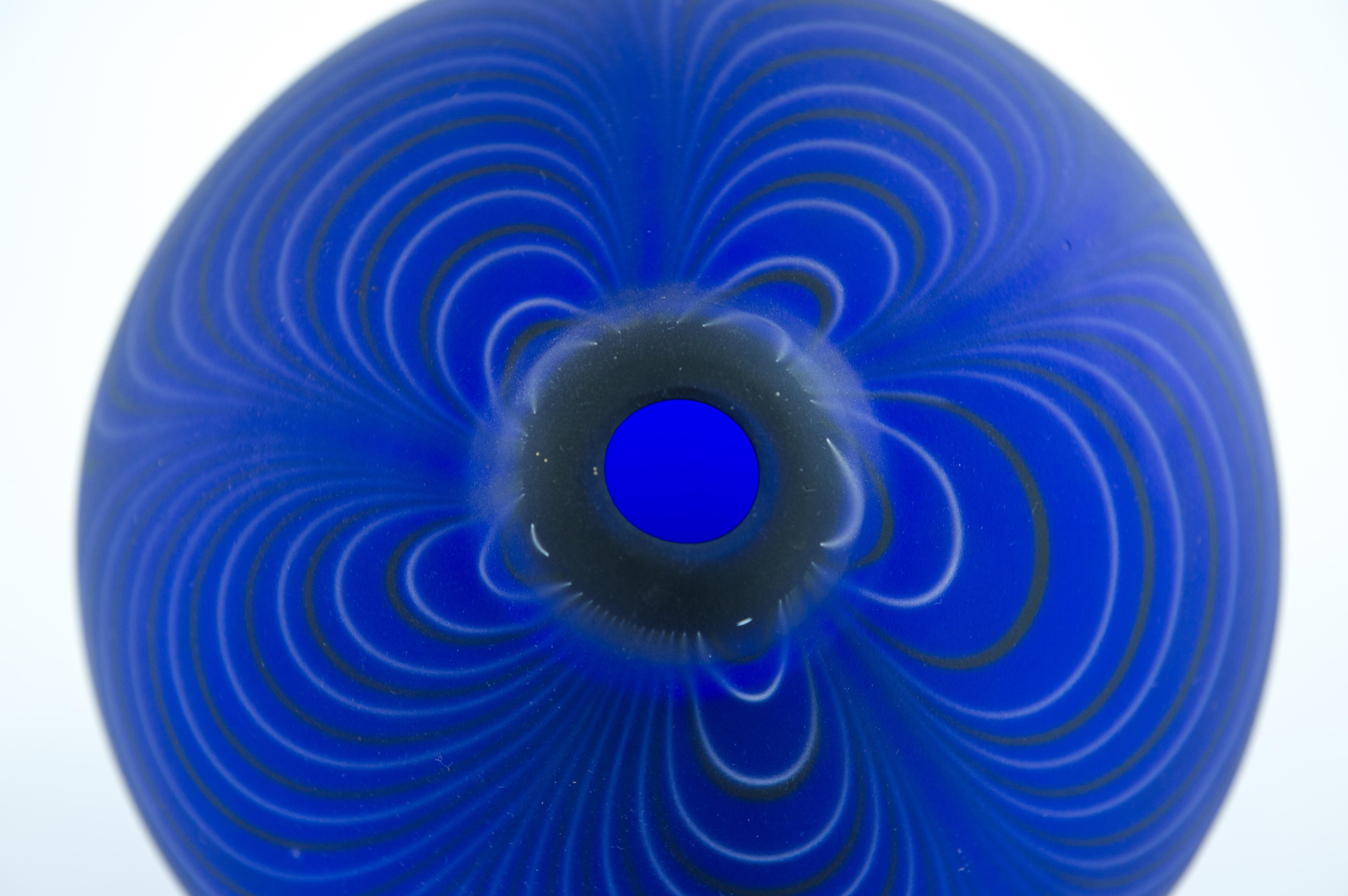 Blue Swirl Murano Art Glass Sphere Vase, Alberto Donà, 1980 For Sale 5
