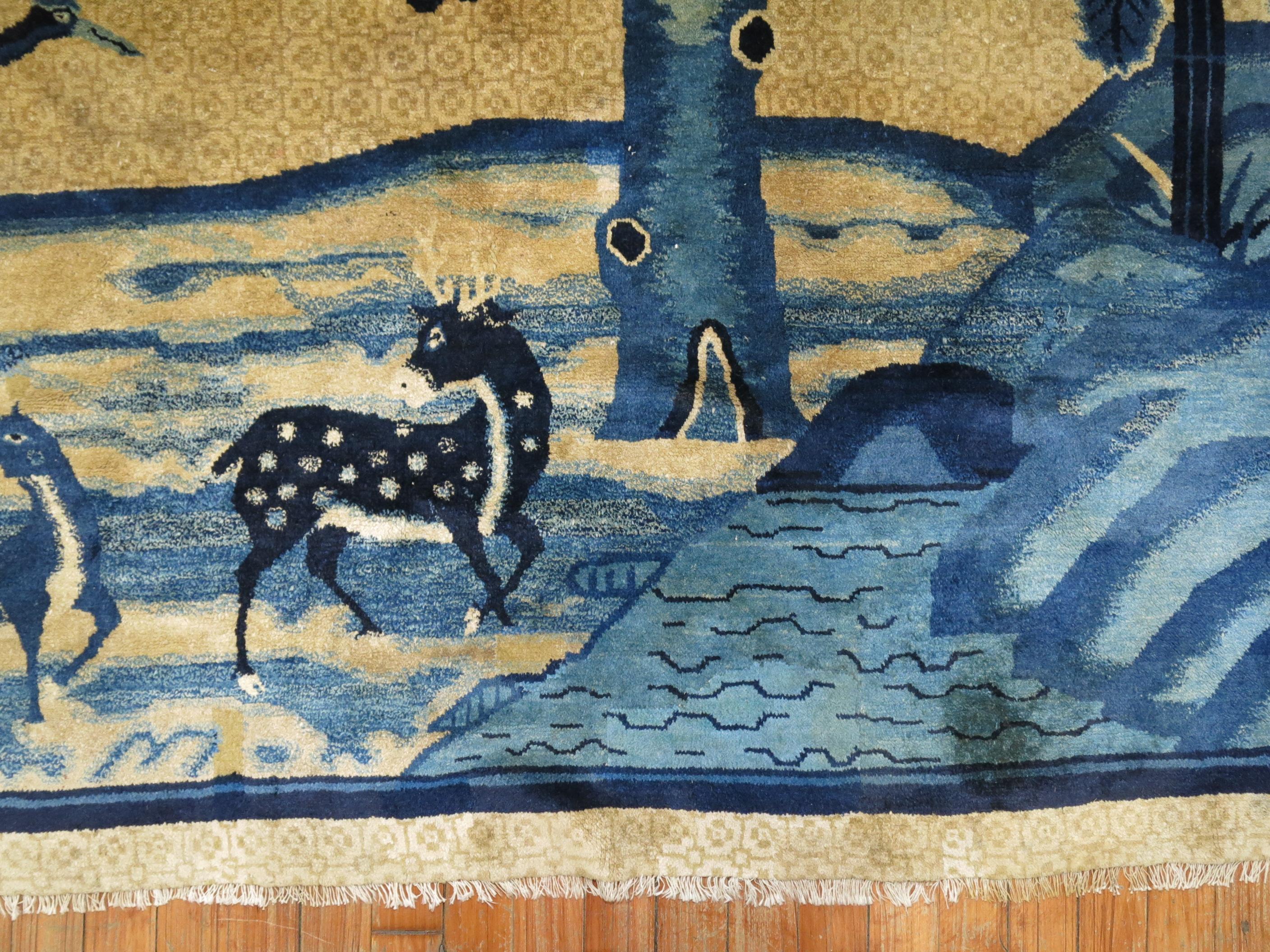 Alfombra Paisaje Pictórica Animales Chinos Azul Tan siglo XX en venta