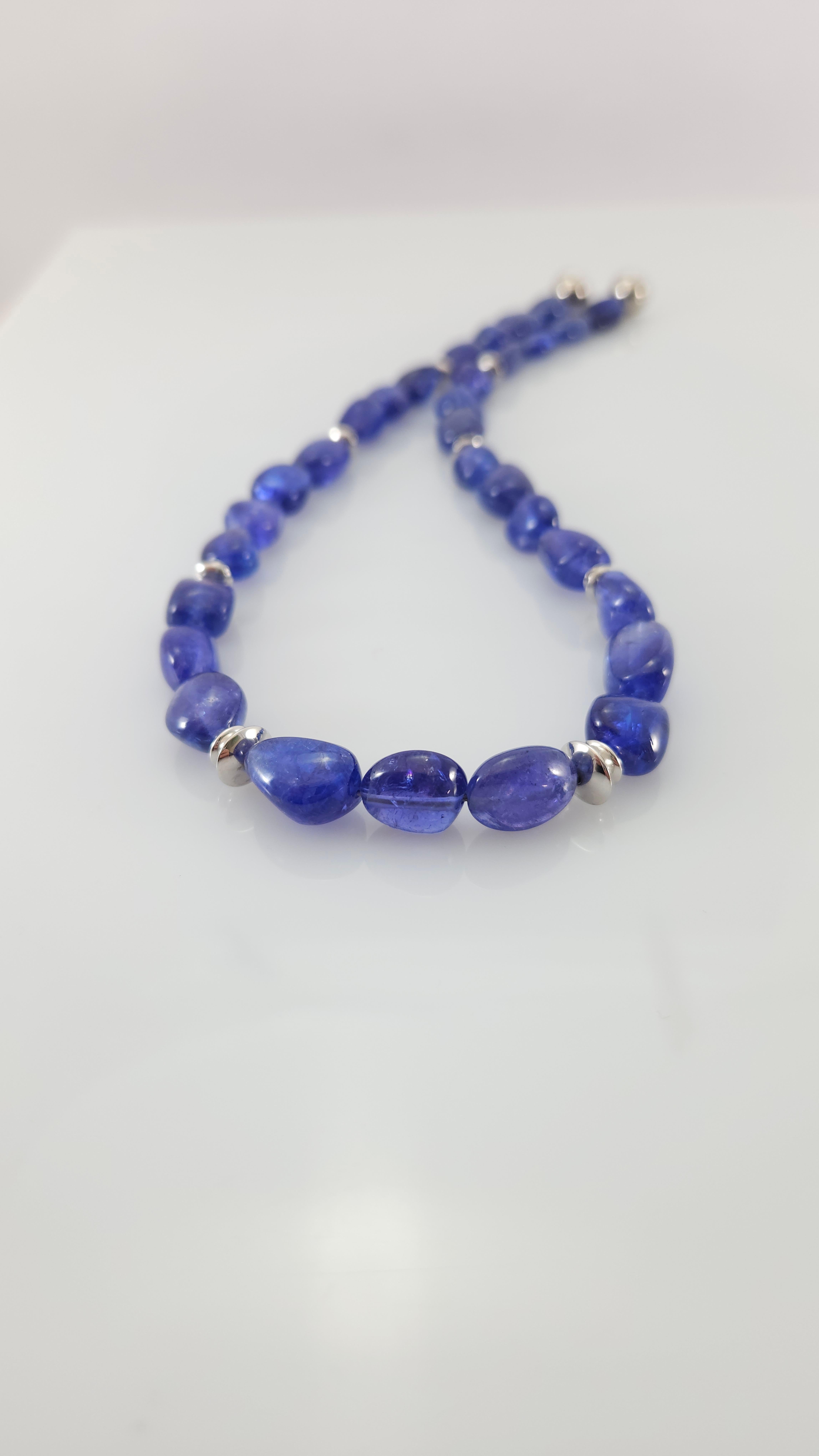 Blue Tanzanite Baroque Beaded Necklace with 18 Carat White Gold For Sale 1
