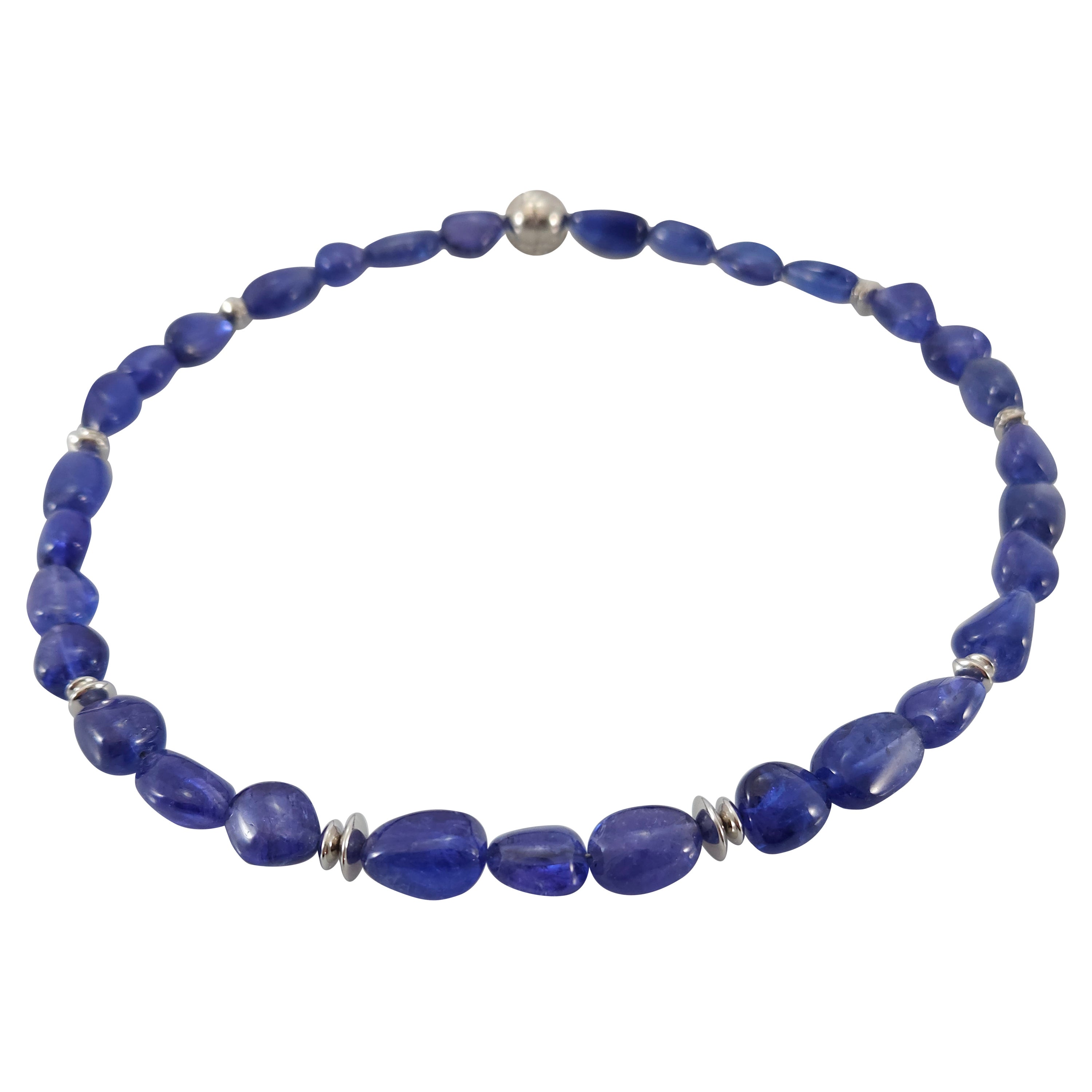 Collier baroque en perles de tanzanite bleue et or blanc 18 carats