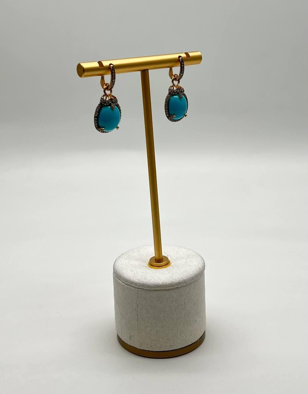 Mixed Cut Blue Teal Turquoise Diamonds Halo 14K Yellow Gold Statement Huggie Earrings For Sale