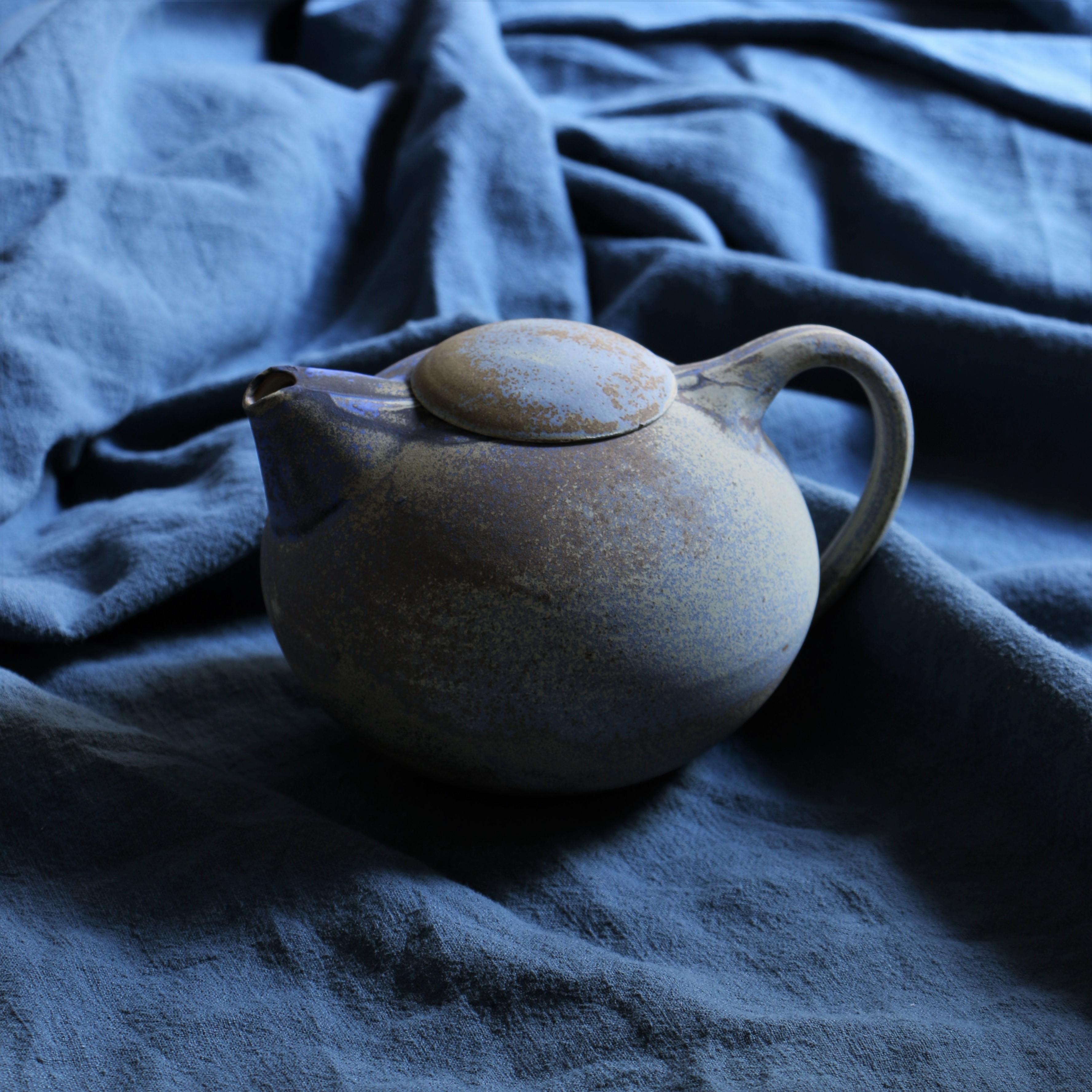 Blue Teapot, Ingrid Van Munster In Excellent Condition For Sale In Paris, France