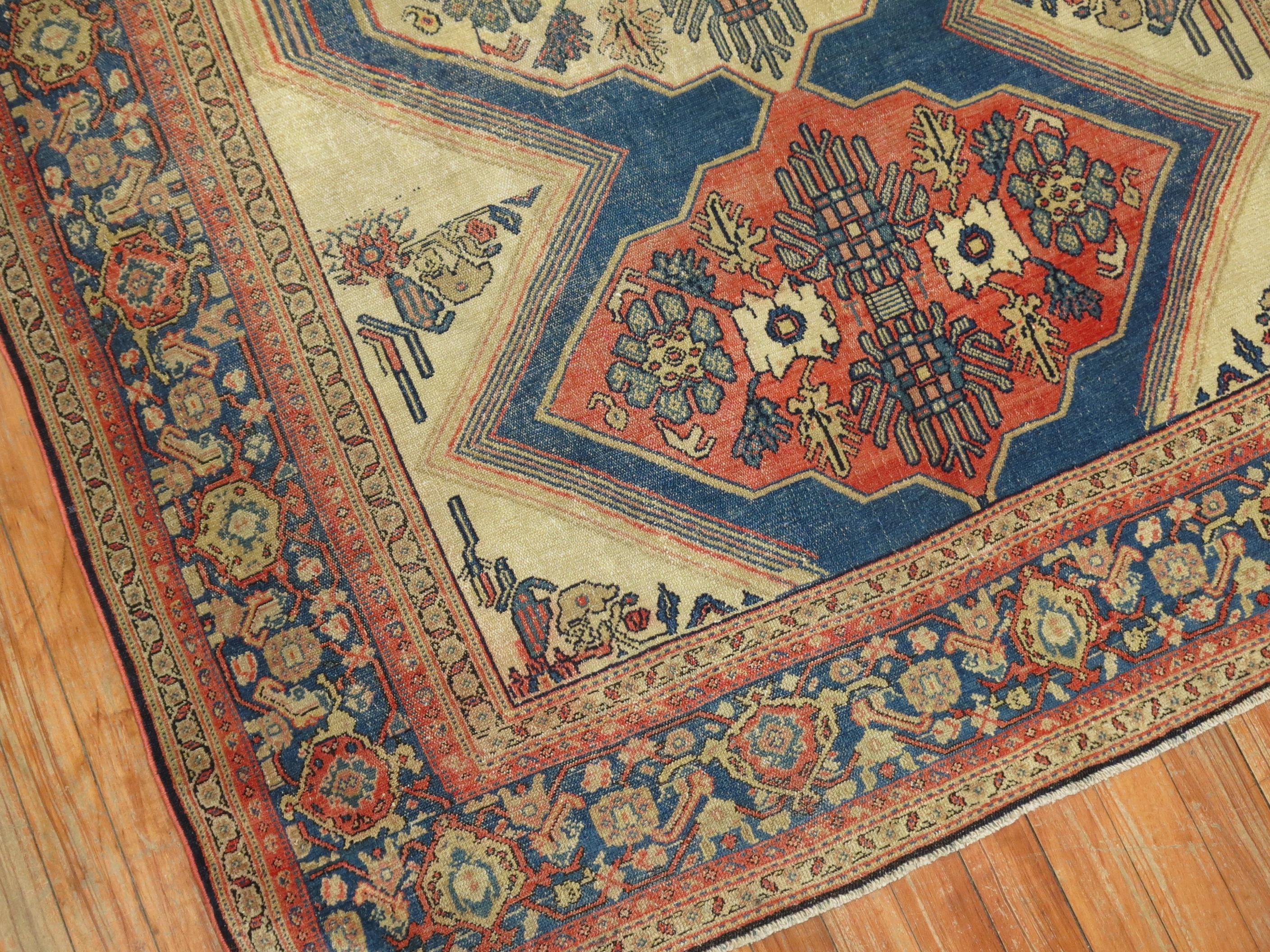 Blauer Terrakotta-Antik-Senneh-Teppich (Persisch) im Angebot