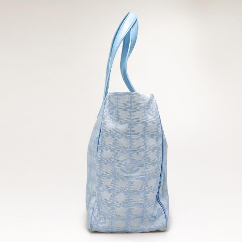Women's or Men's Blue Textile Tote Monogram Chanel Bag For Sale