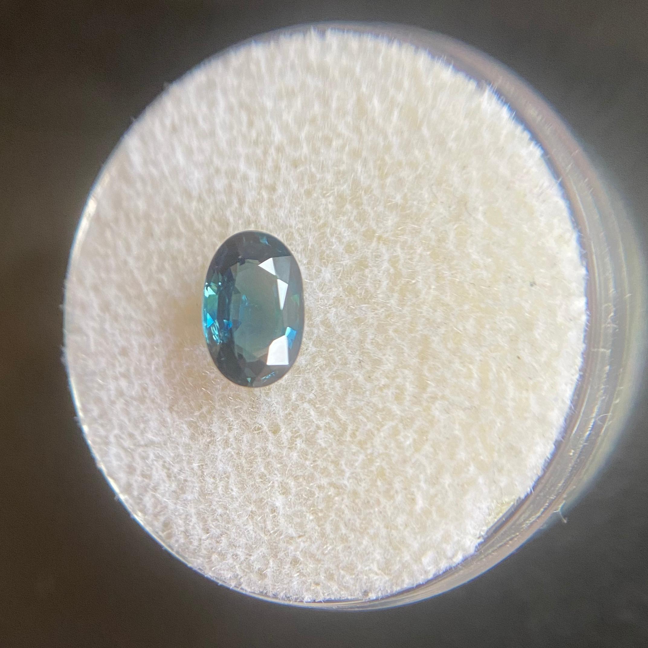 Blue Thailand Sapphire 1.18 Carat IGI Certified Oval Cut Loose Natural Gem In New Condition For Sale In Birmingham, GB