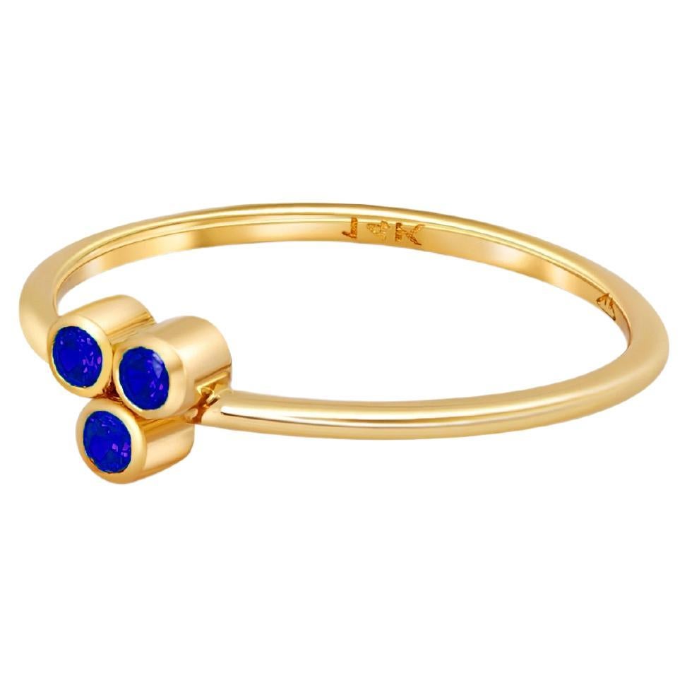 Blue Three Stone 14k gold ring. For Sale