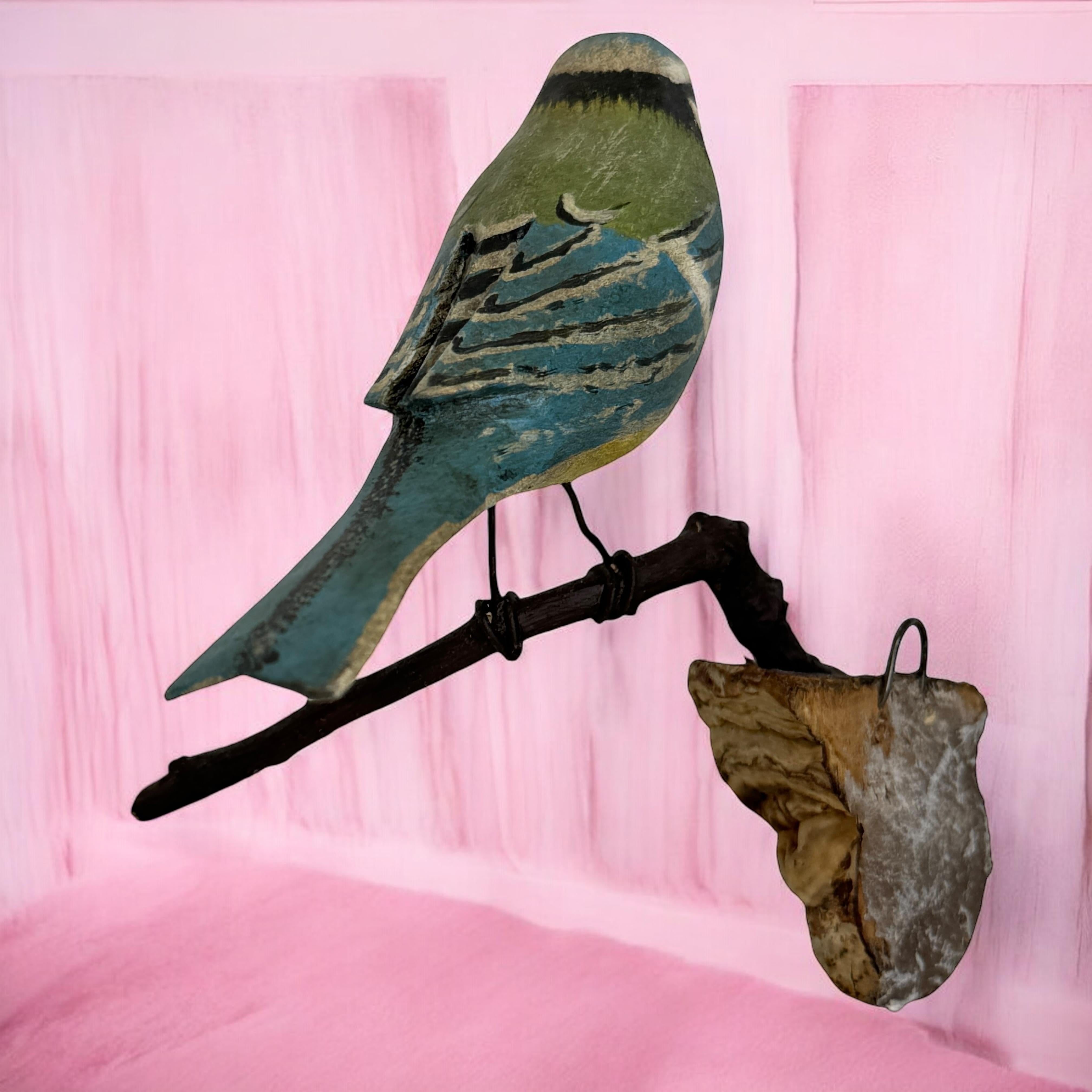 Blue Tit Viechtauer Hand Carved Wood Bird Black Forest Folk Art, Austria, 1920s en venta 3