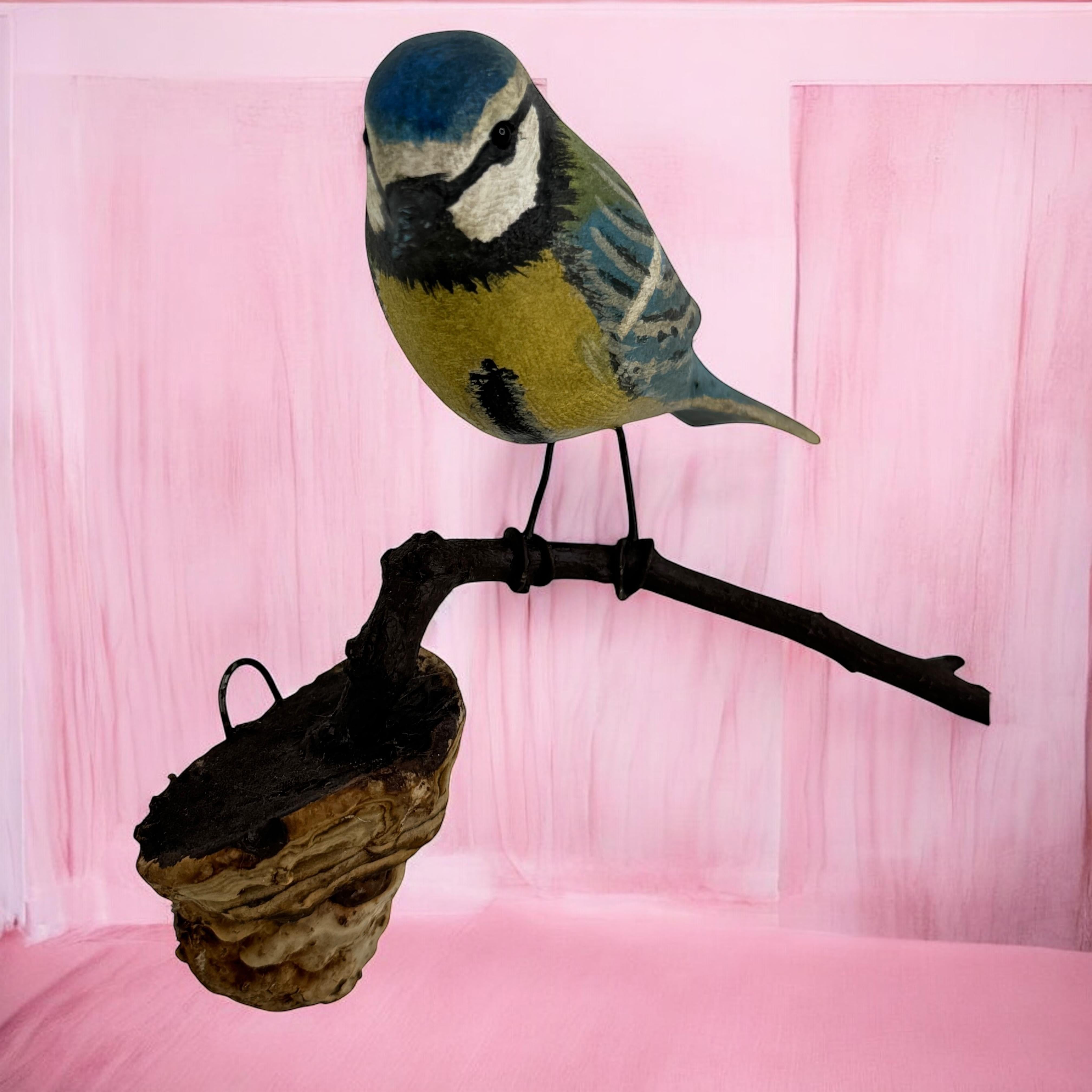 Blue Tit Viechtauer Hand Carved Wood Bird Black Forest Folk Art, Austria, 1920s en venta 6