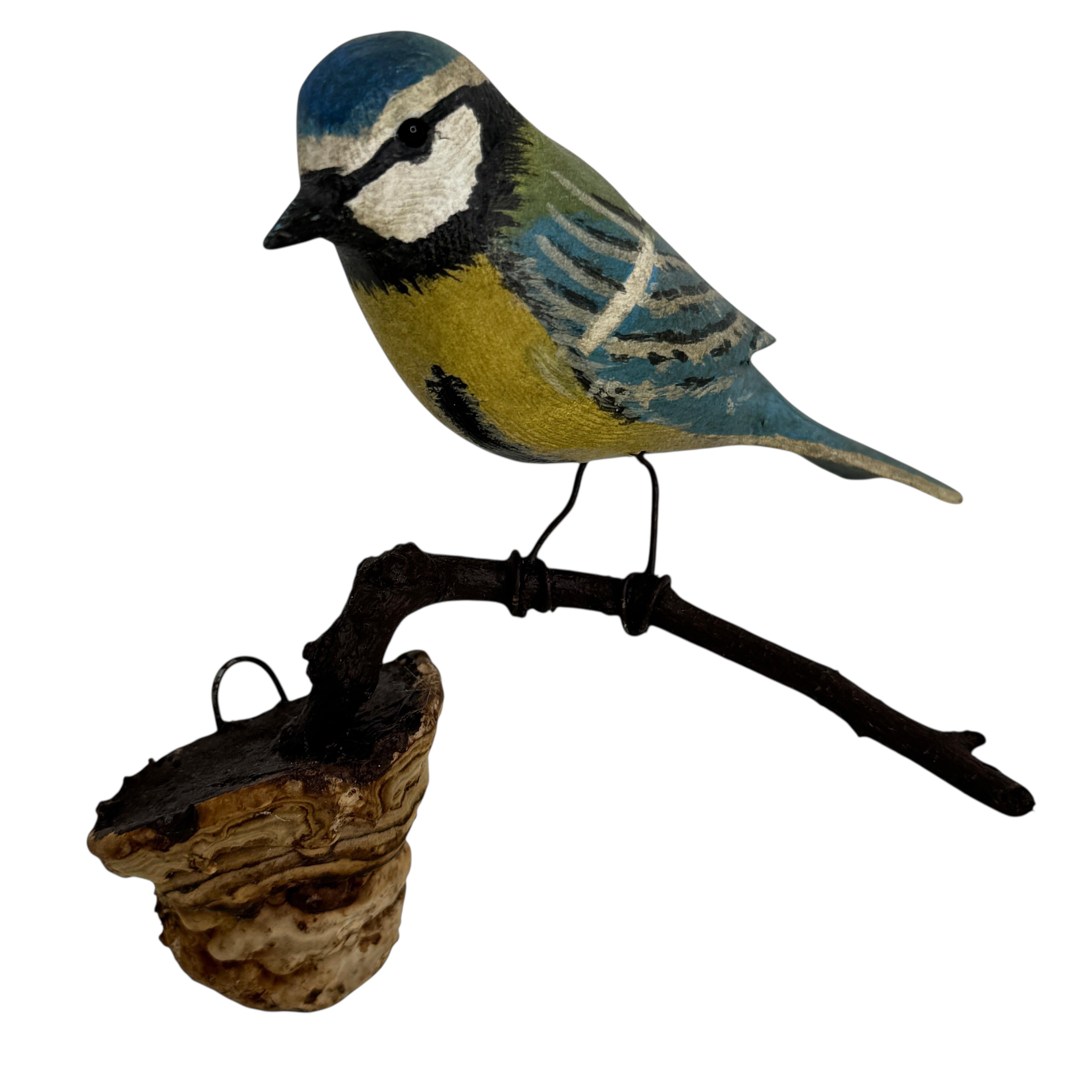 Blue Tit Viechtauer Hand Carved Wood Bird Black Forest Folk Art, Austria, 1920s Austríaco en venta