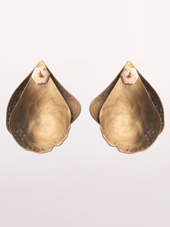 Small Petal Earrings in Titanium, 18kt Gold & Diamonds