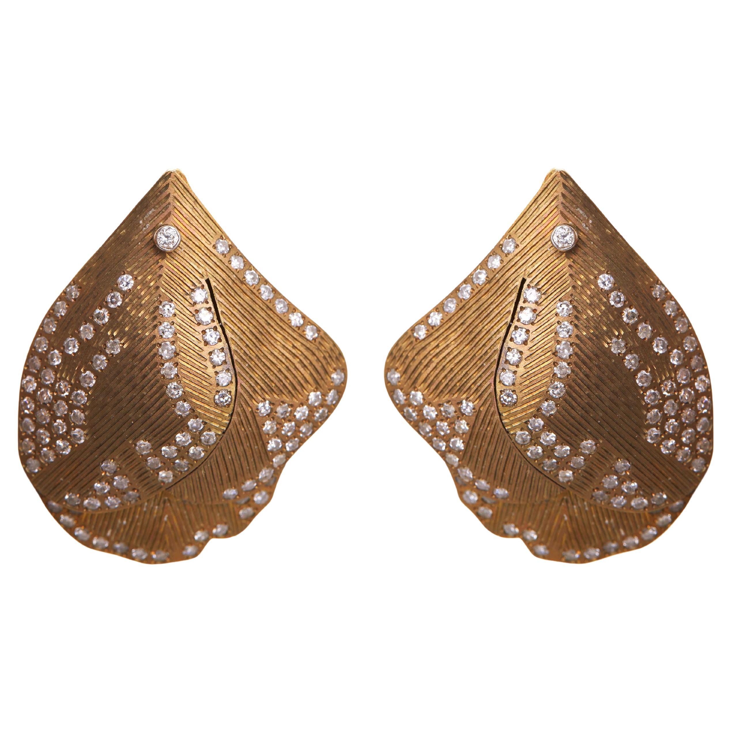 Pendientes Pétalo Pequeño de Titanio, Oro de 18kt y Diamantes