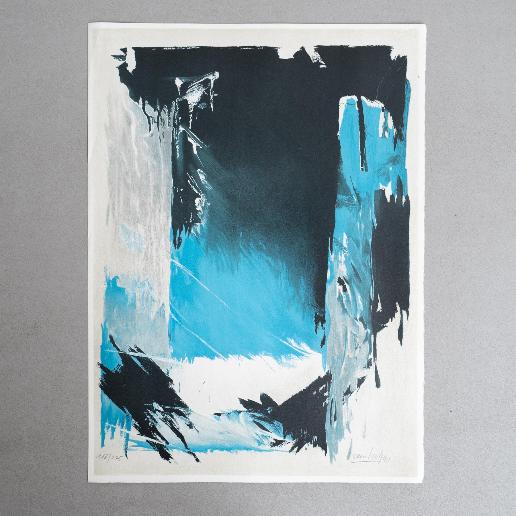 Diese fesselnde abstrakte Lithografie eines unbekannten Künstlers besticht durch eine atemberaubende Palette von Blautönen, die ein Gefühl von Tiefe und Emotion hervorrufen. Dieses signierte und nummerierte Werk ist auf hochwertigem, schwerem Papier