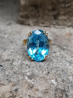 Blue Topaz 18k Gold Ring