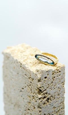 Blue Topaz 8 Carat Ring with Rough Texture - Au79 Fine Jewellery