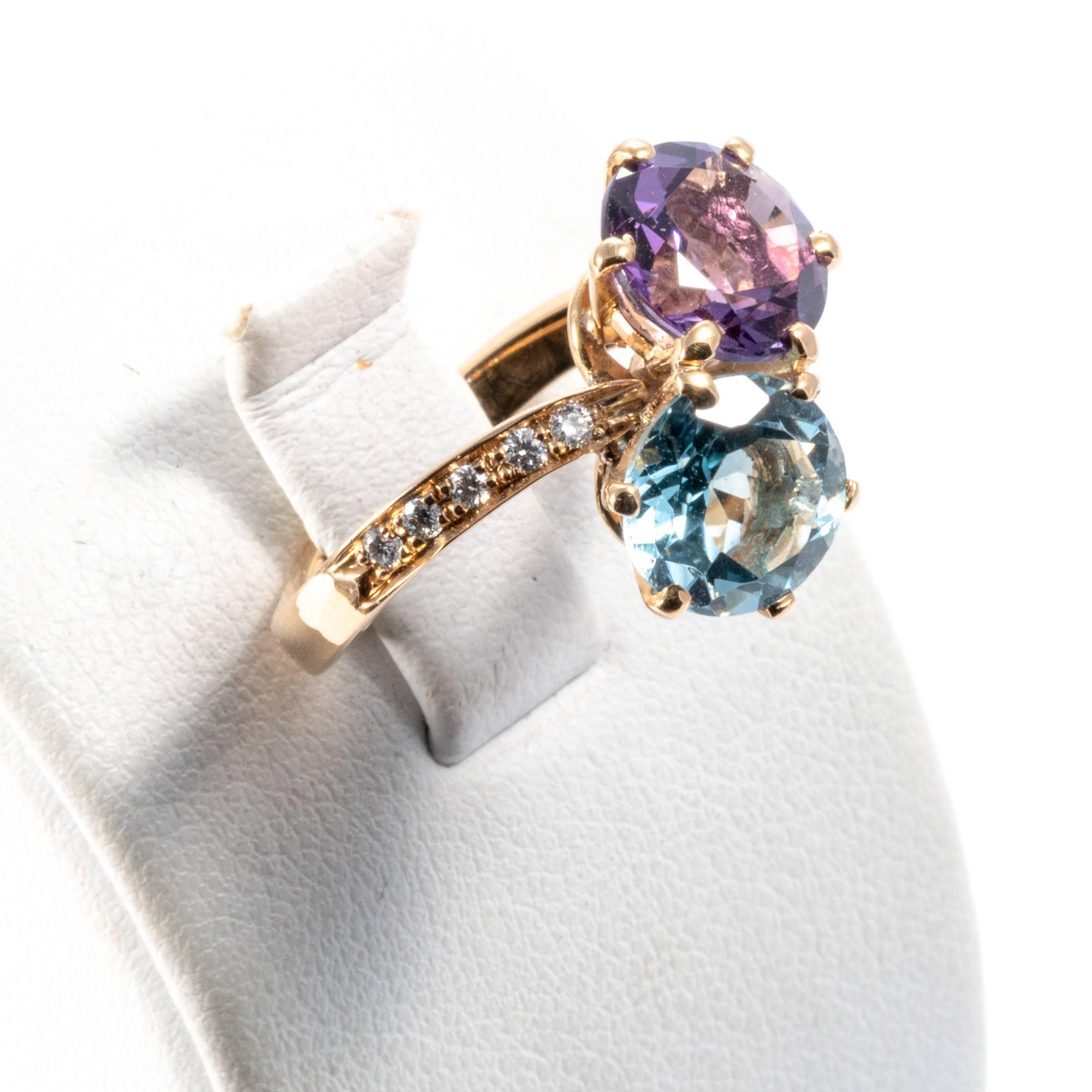 Blue Topaz Amethyst Diamond 21K Yellow Gold Contrarié Ring Band For Sale 3