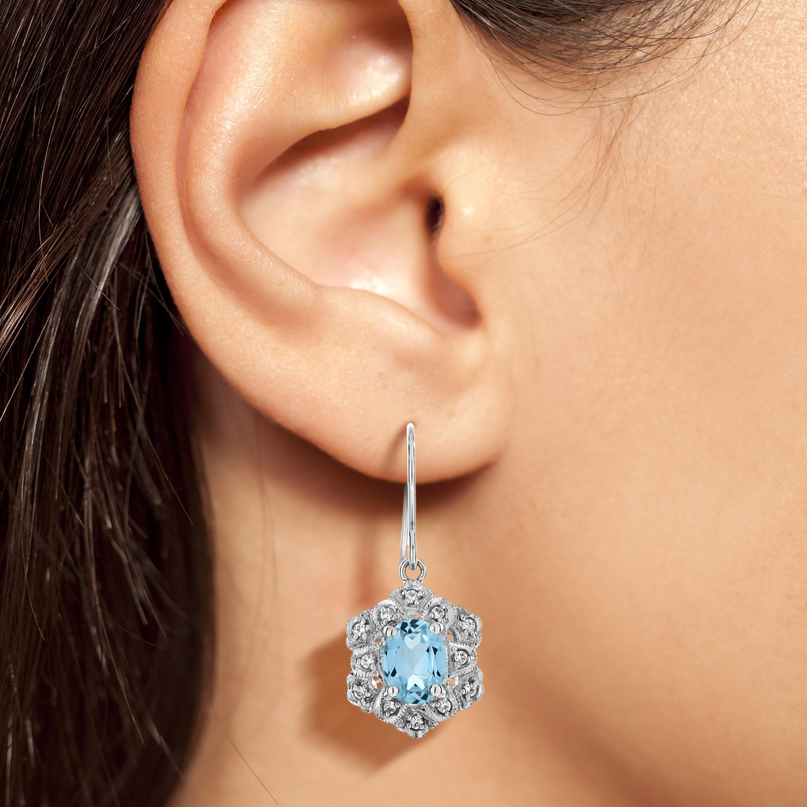 Boucles d'oreilles pendantes en or blanc 9K avec topaze bleue et diamant de style Art Déco Neuf - En vente à Bangkok, TH