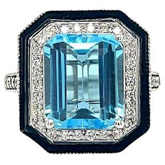 Anillo con Declaración de Topacio Azul y Diamante y Esmalte Negro