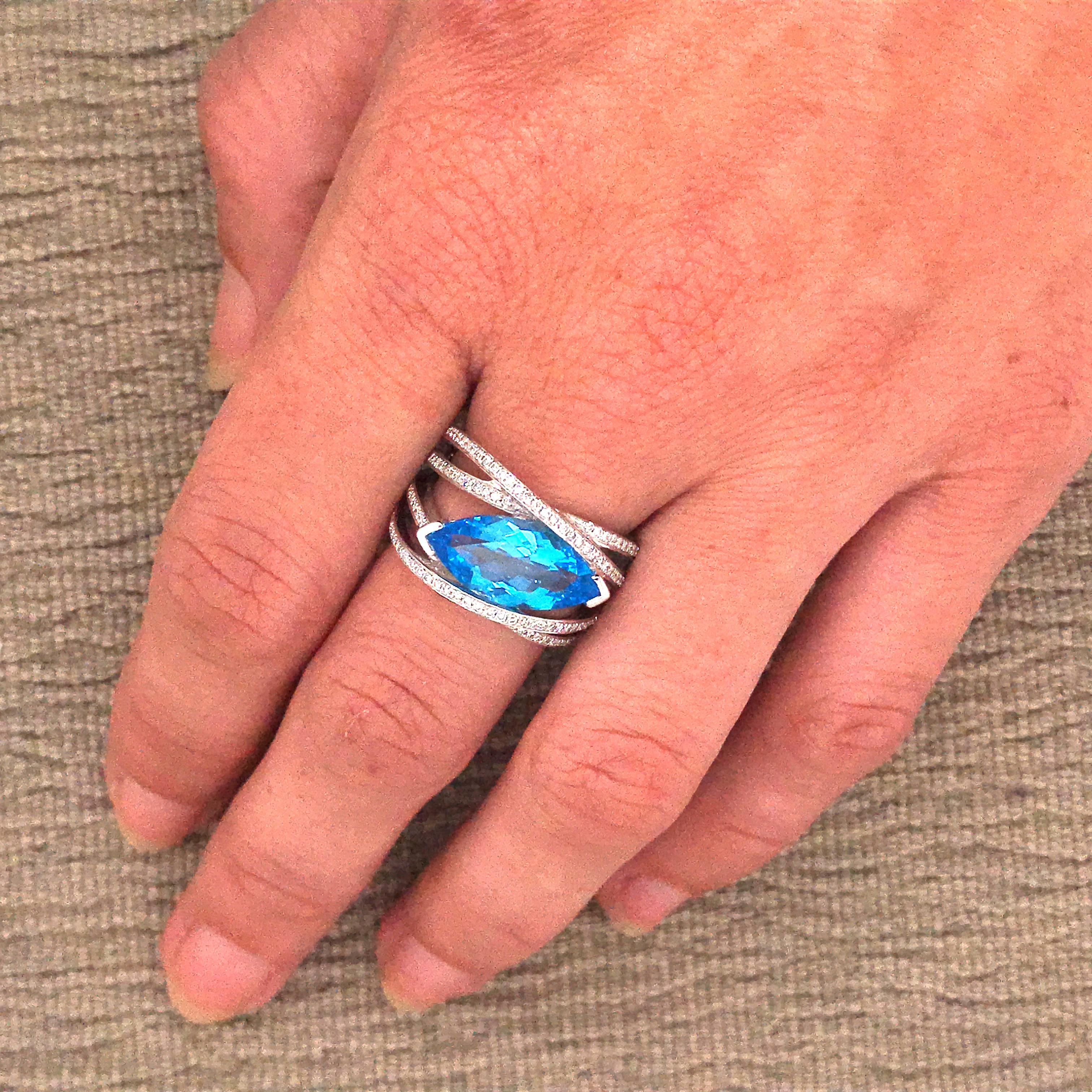 Blue Topaz and Diamond Color G -VS Marquise Shape Gold 18 Karat Fashion Ring 11