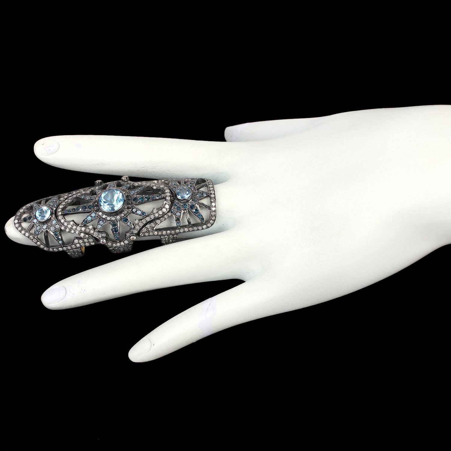 Blauer Topas und Diamant-Knuckle-Ring aus Silber (Gemischter Schliff) im Angebot