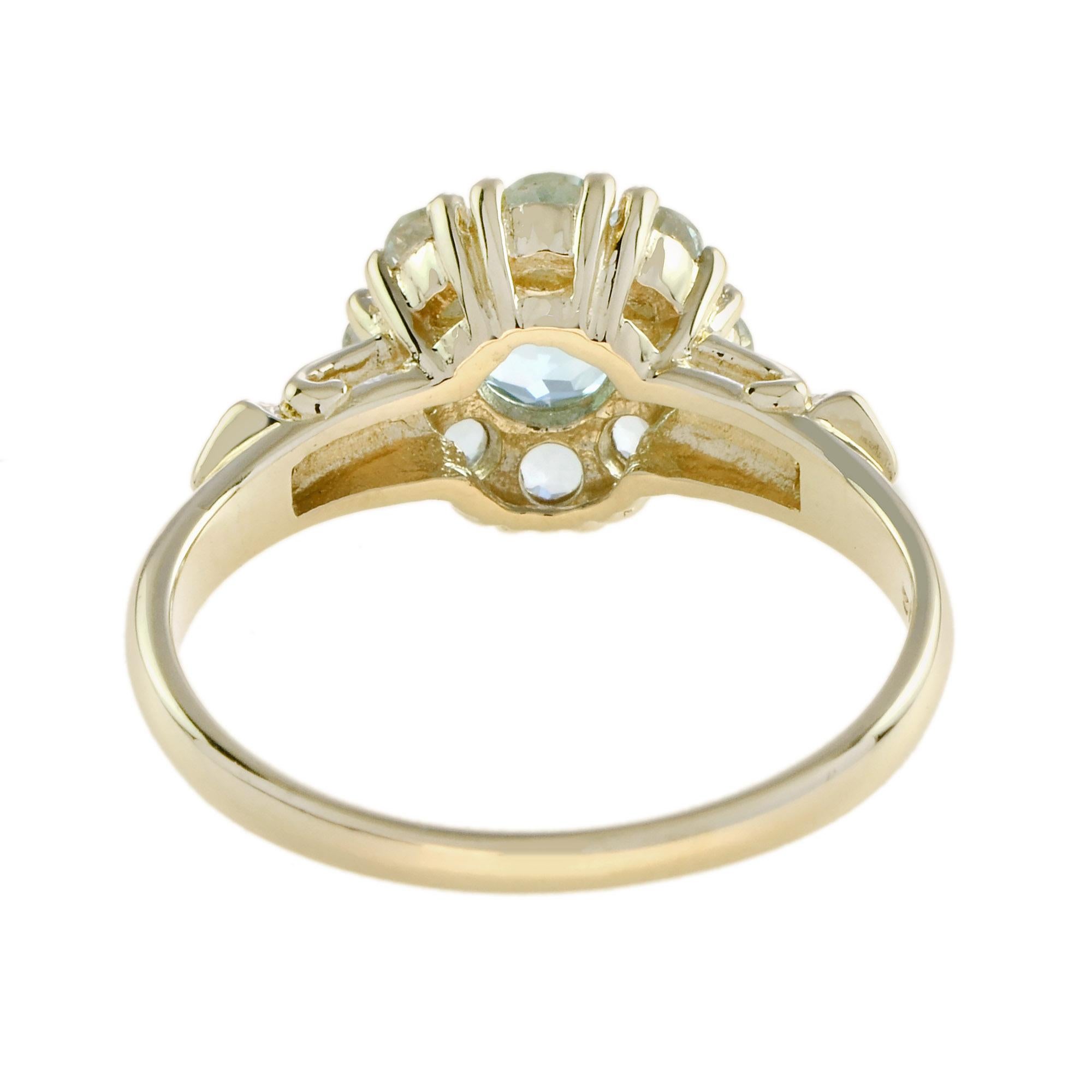 Blue Topaz and Diamond Vintage Style Floral Cluster Ring in 14K Yellow Gold In New Condition For Sale In Bangkok, TH