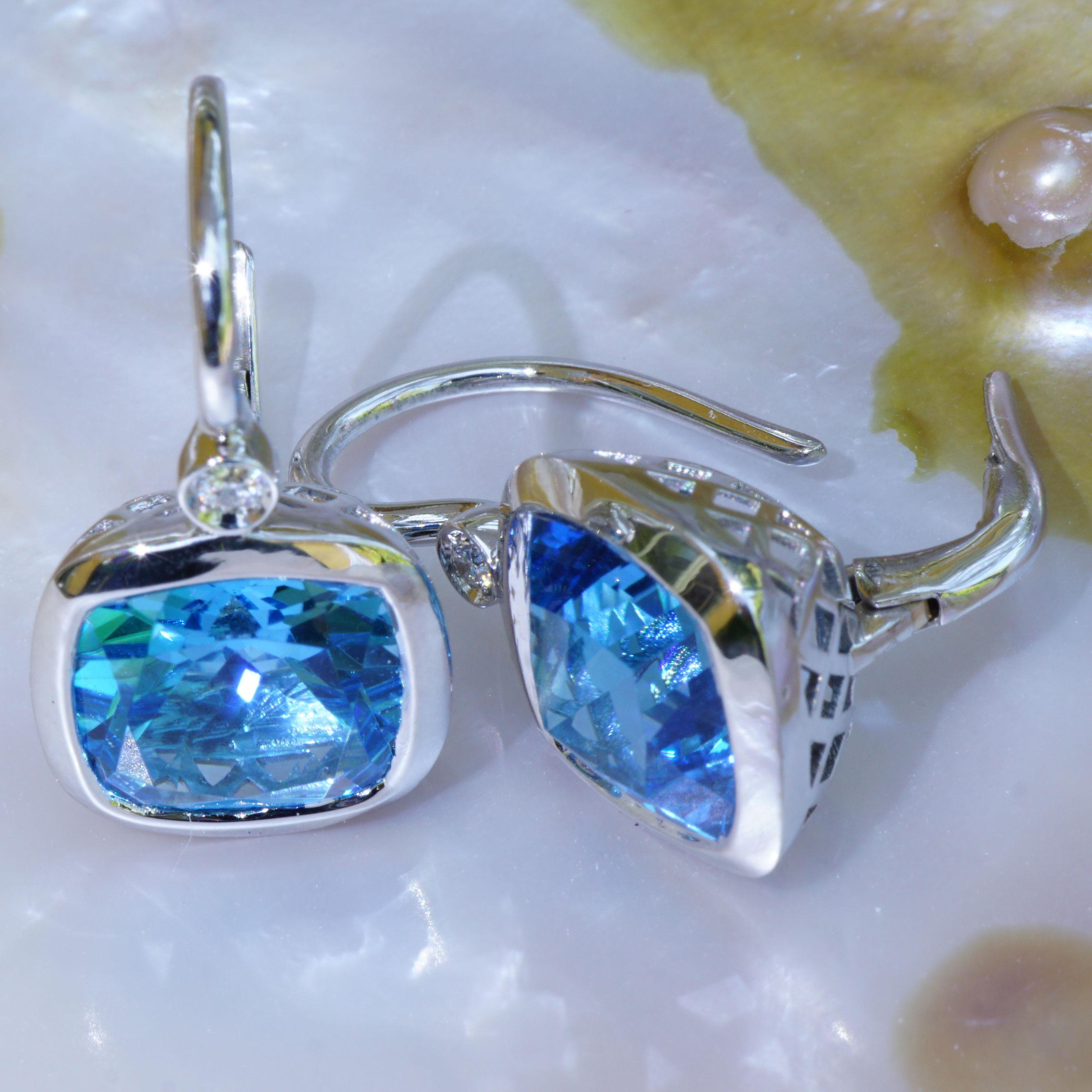 Blue Topaz and Diamonds Earrings Very Modern Setting High End Italian Jewellery  For Sale 1