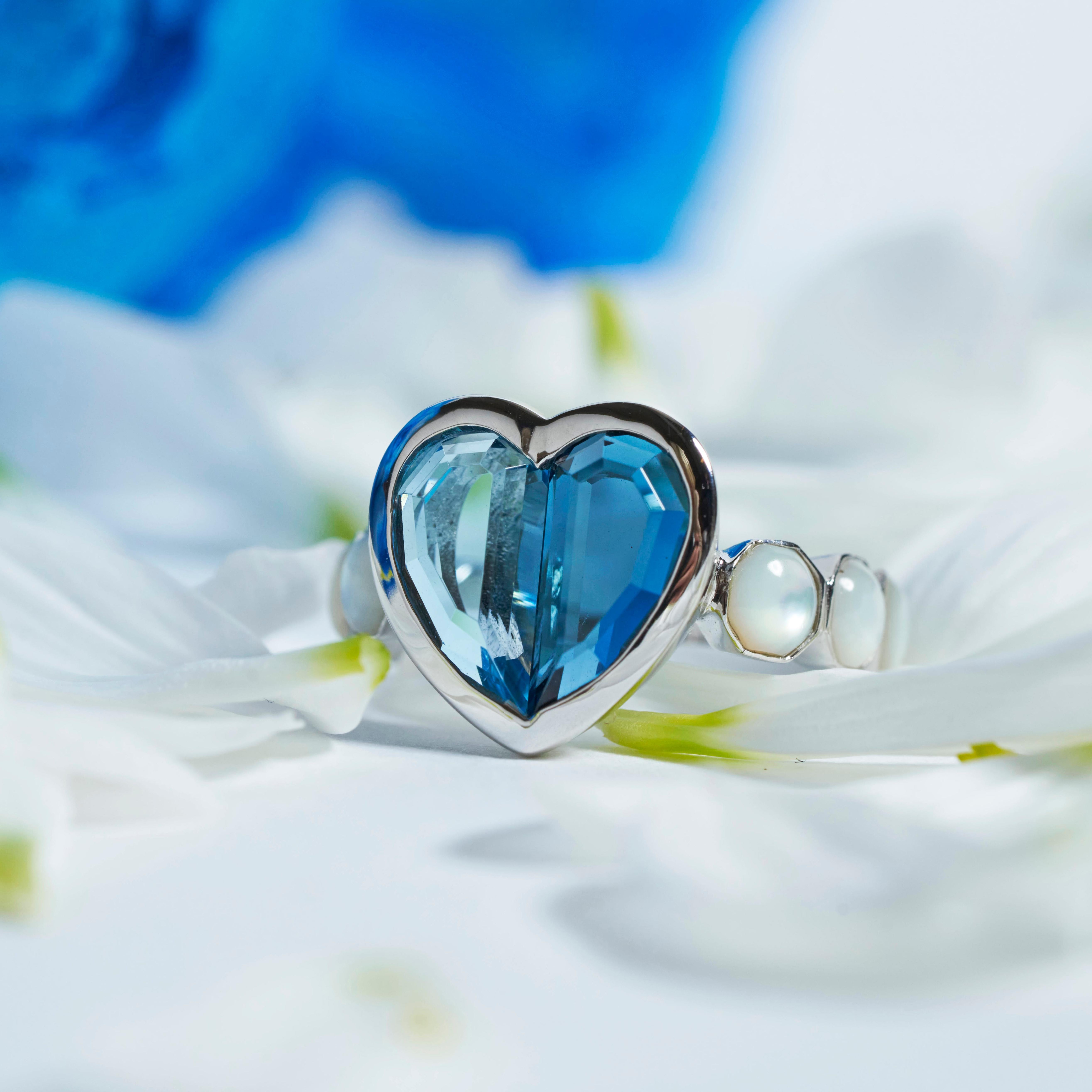 For Sale:  Priyashi Nahata Blue Topaz and Mother of Pearl Love Ring V2 in 18KWG 2