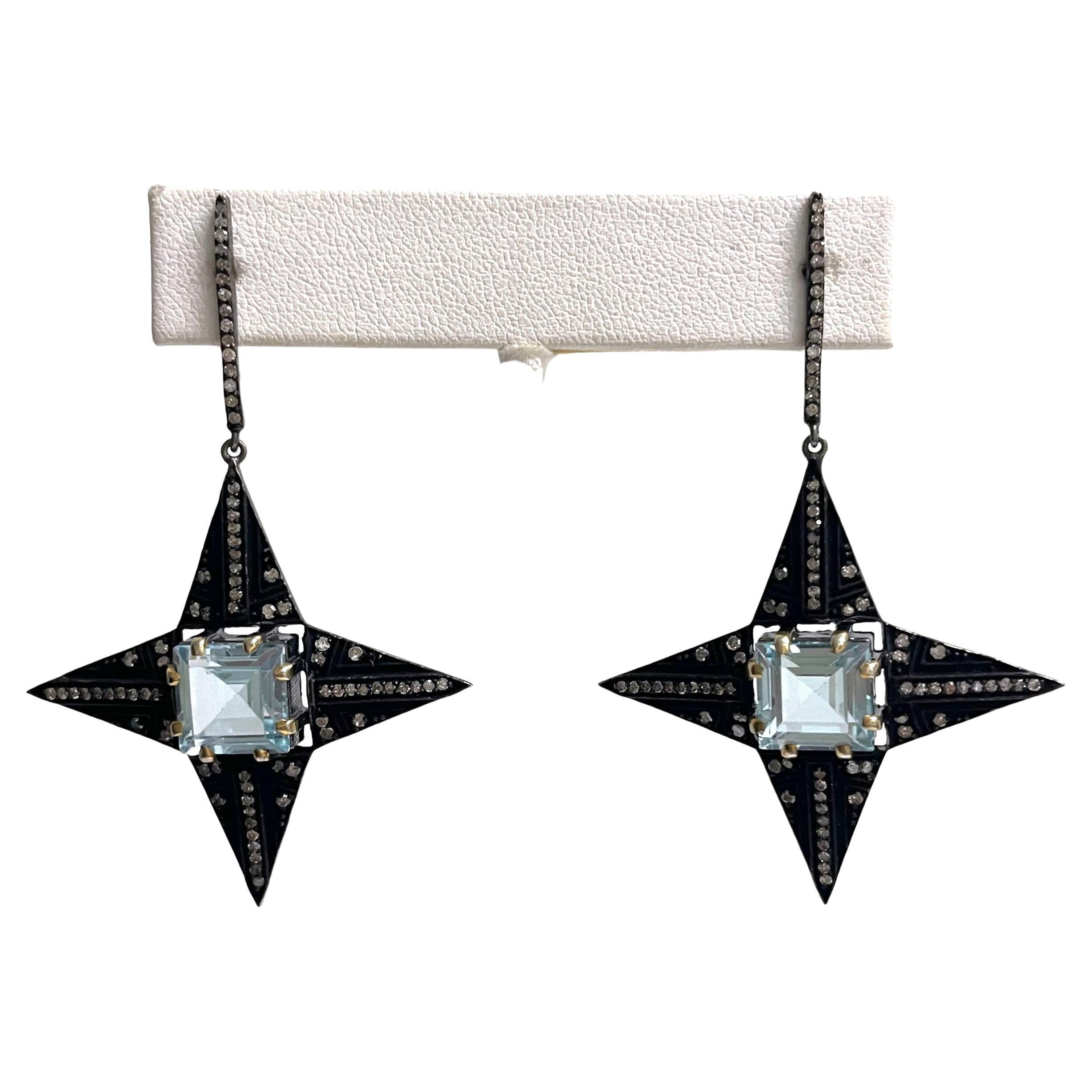 Blue Topaz and Pave Diamonds Four Pointed Star Paradizia Earrings  In New Condition For Sale In Laguna Beach, CA